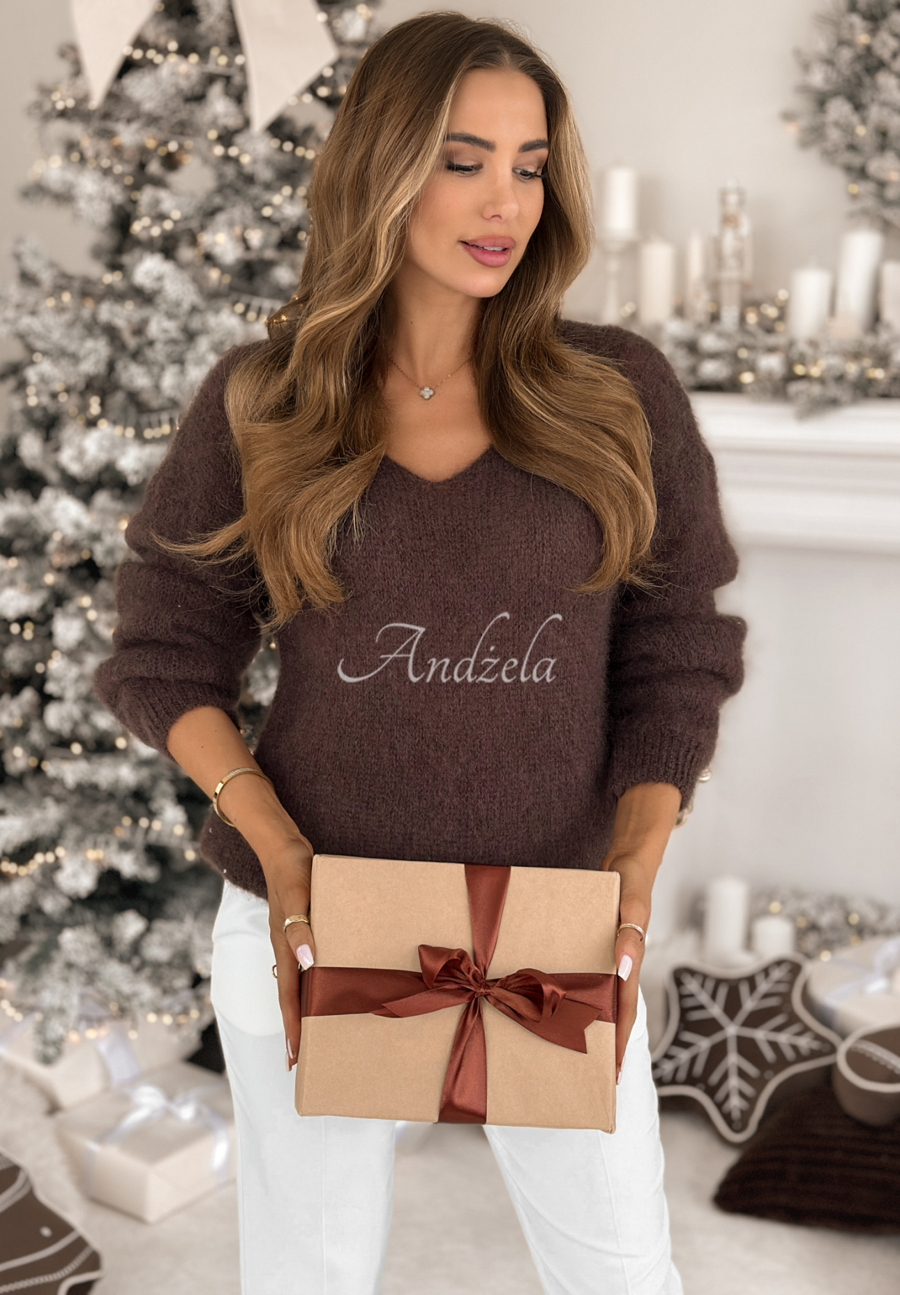 Mohérový svetr s véčkovým výstřihem Sweater Soul čokoládový