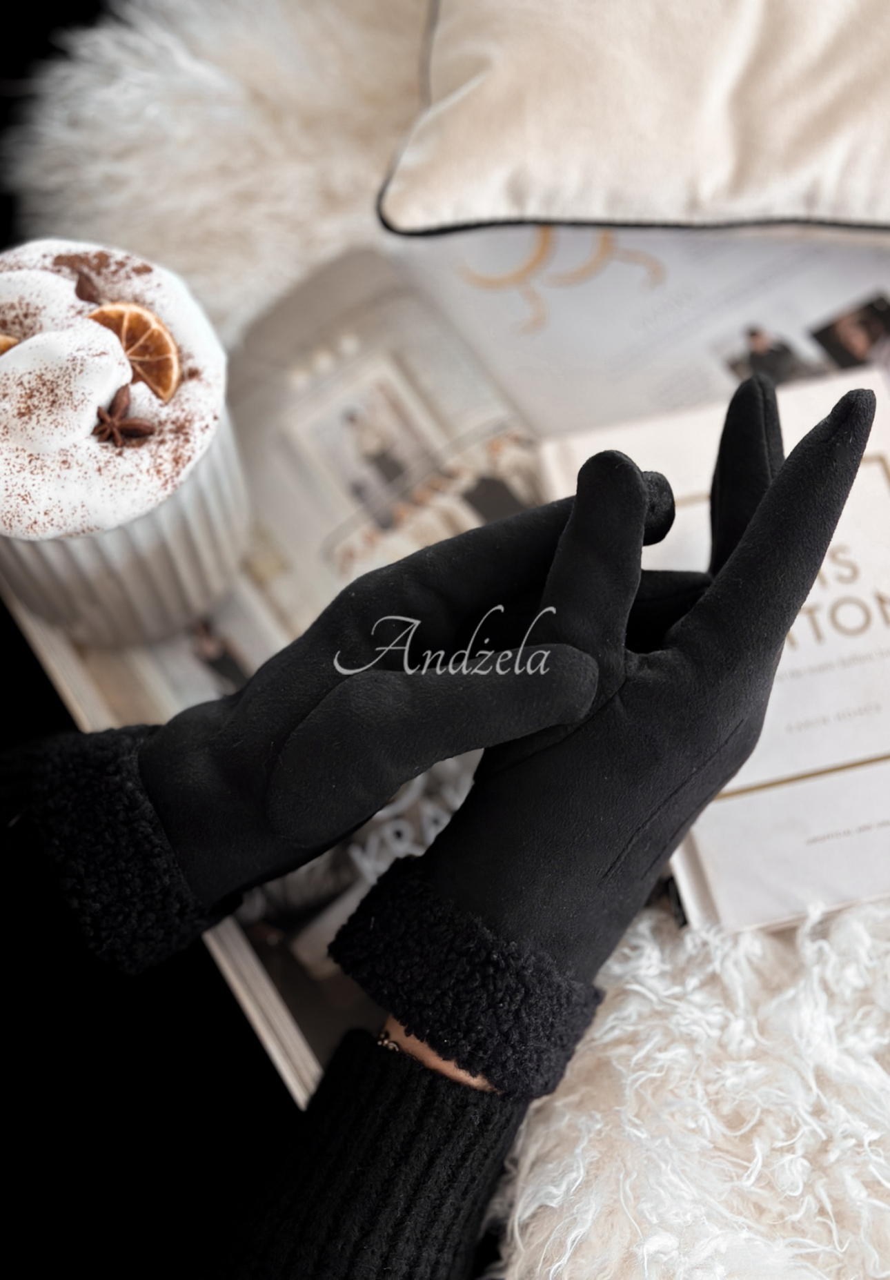 Semišové rukavice s kožíškem Frozen Hours černé