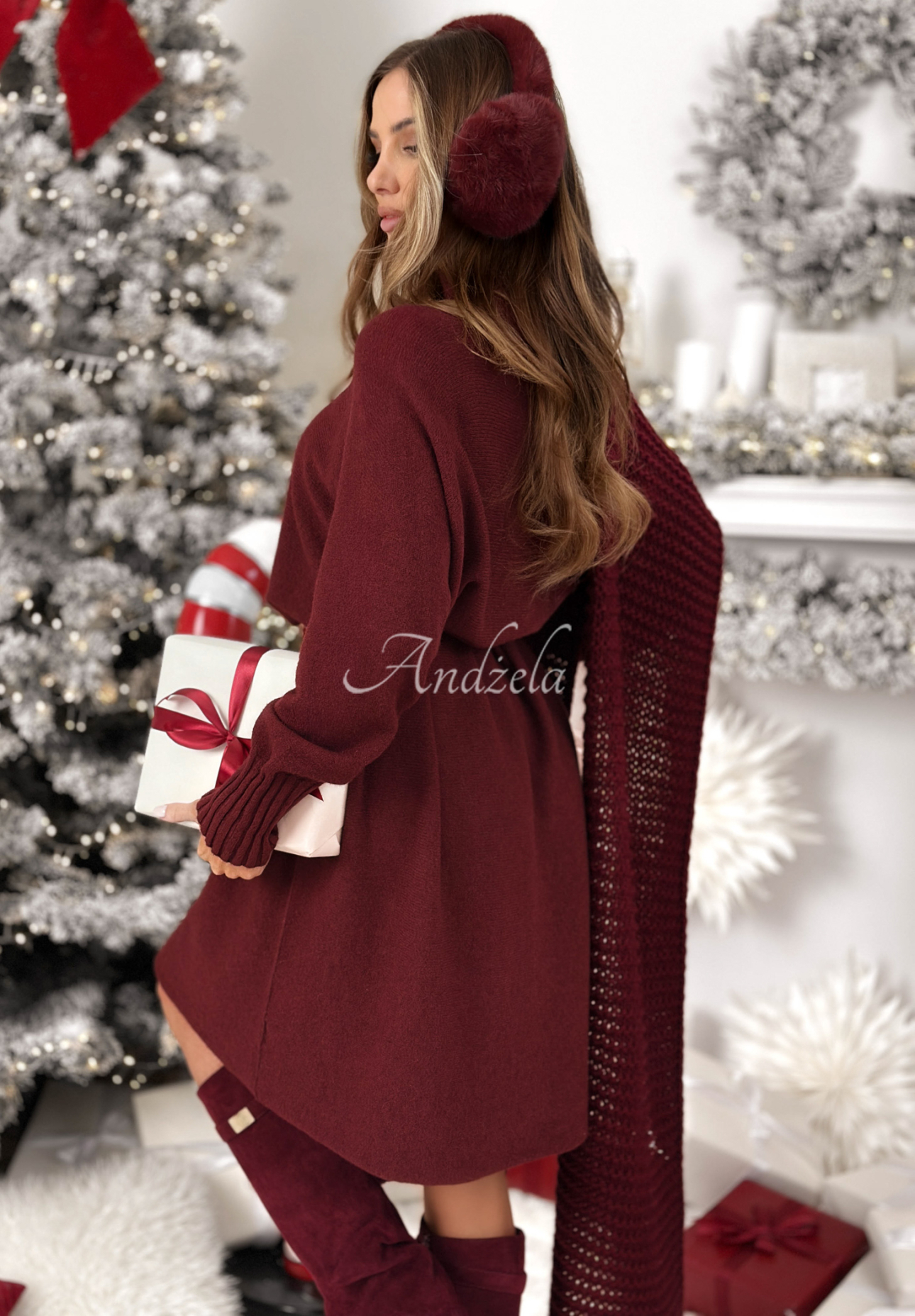 Šaty svetr z viskózy Lady In Cold vínová