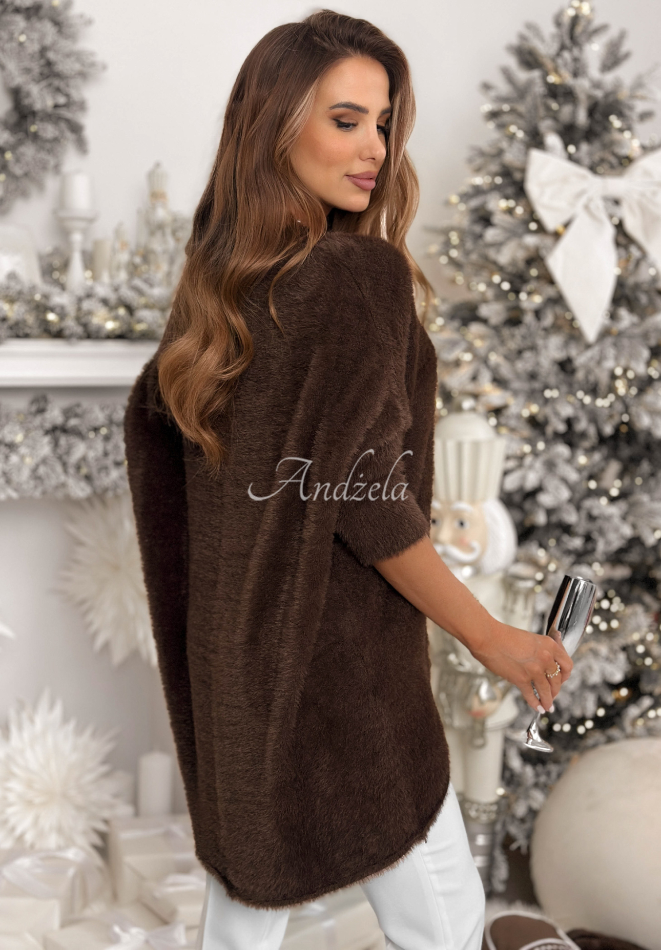 Oversize svetr Touches Heaven čokoládový