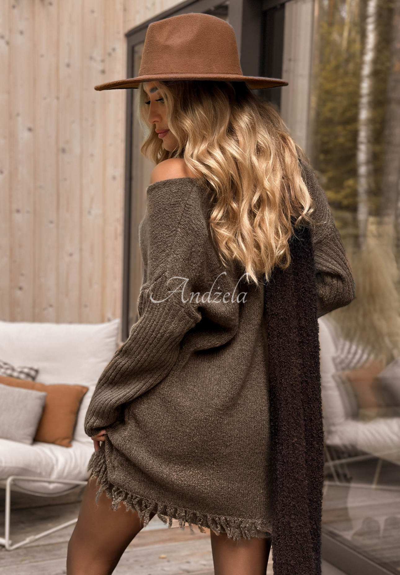 Pletené šaty z vlny a alpaky Save The Date Mokka