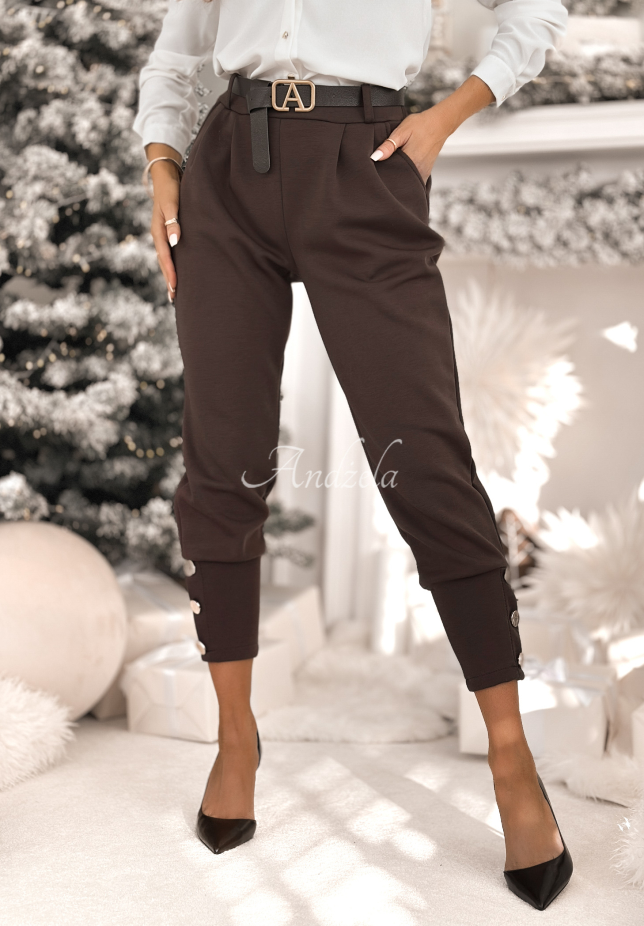 Látkové kalhoty s knoflíky Take A Peek čokoládové