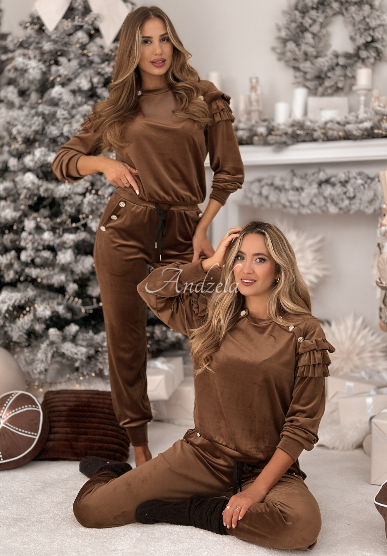 Velurová tepláková souprava s volánky Just Two Of Us čokoládový