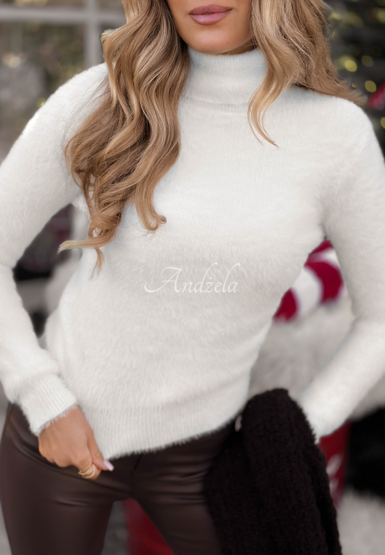 Svetr s rolákem Softest Mind ecru