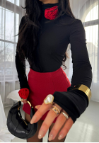 Halenka z golfem i różami La Milla Bouquet Of Roses černá