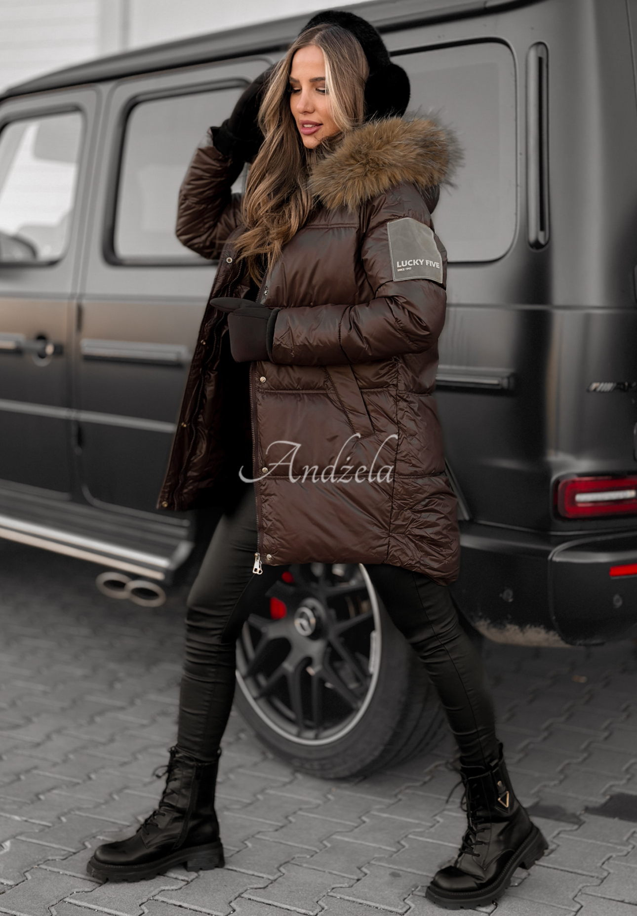 Dlouhá prošívaná bunda Happy Season čokoládová