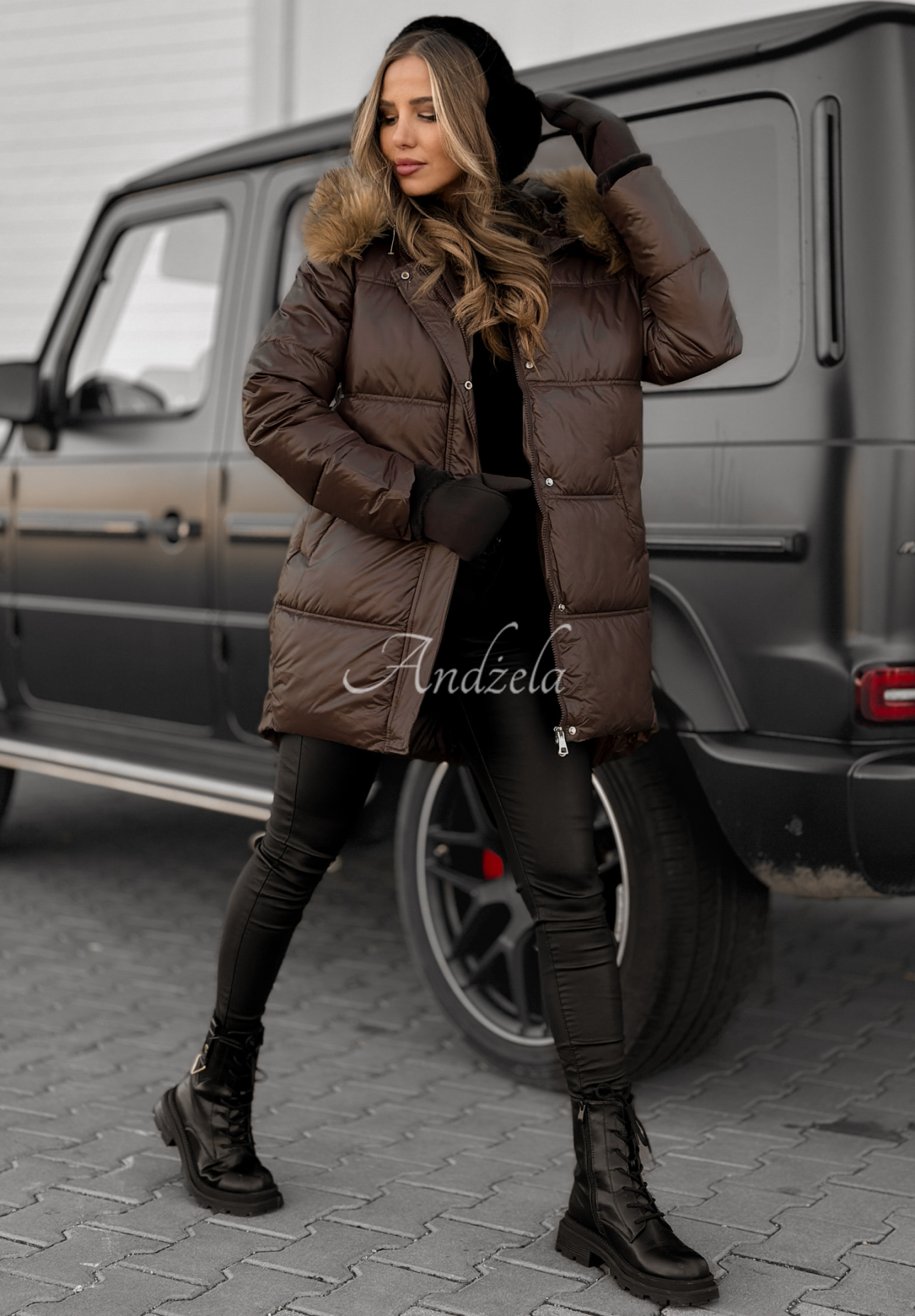 Dlouhá prošívaná bunda Happy Season čokoládová