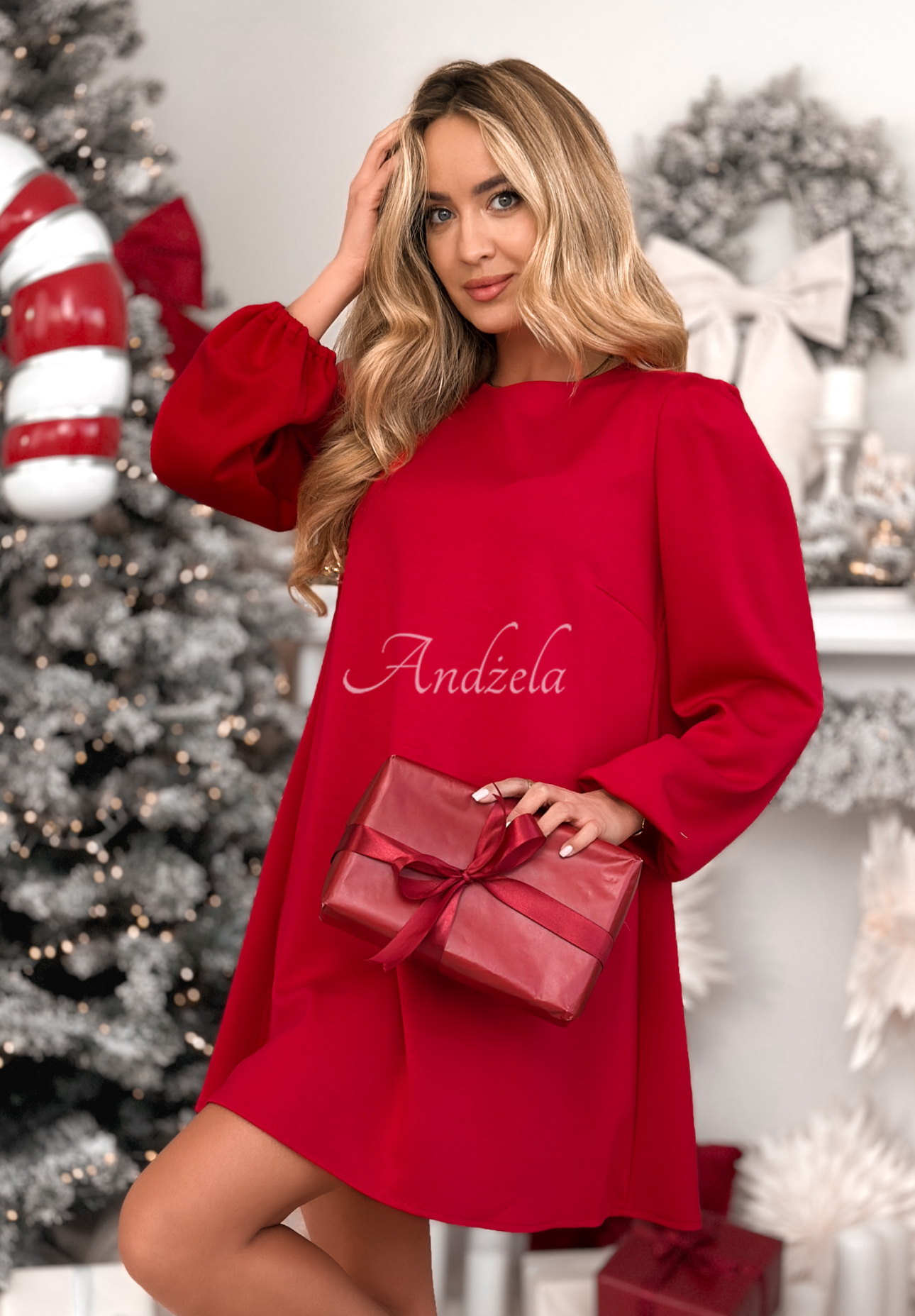 Viskózové šaty s nadýchanými rukávy Just One Kiss červená