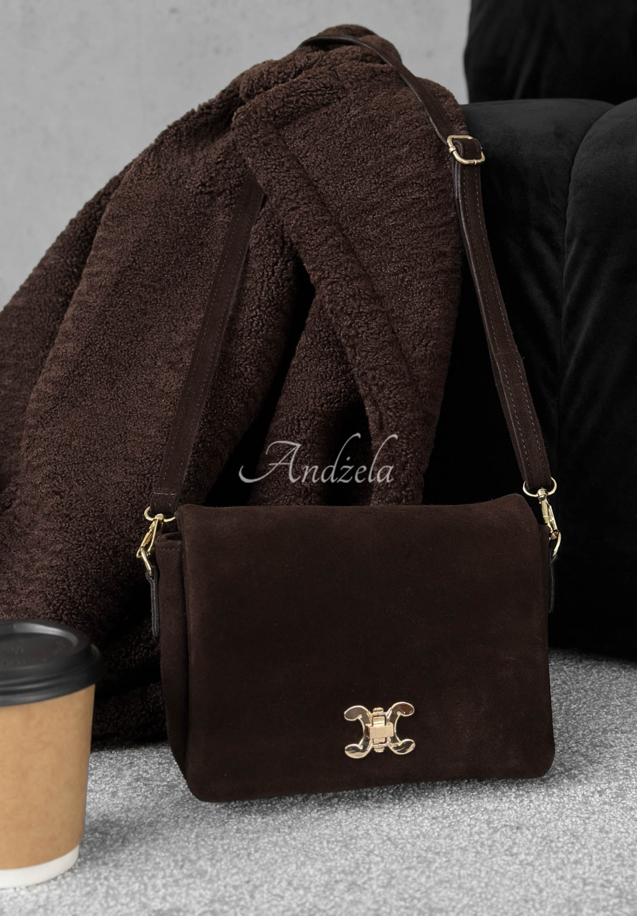 Semišová kabelka In My Closet čokoládová