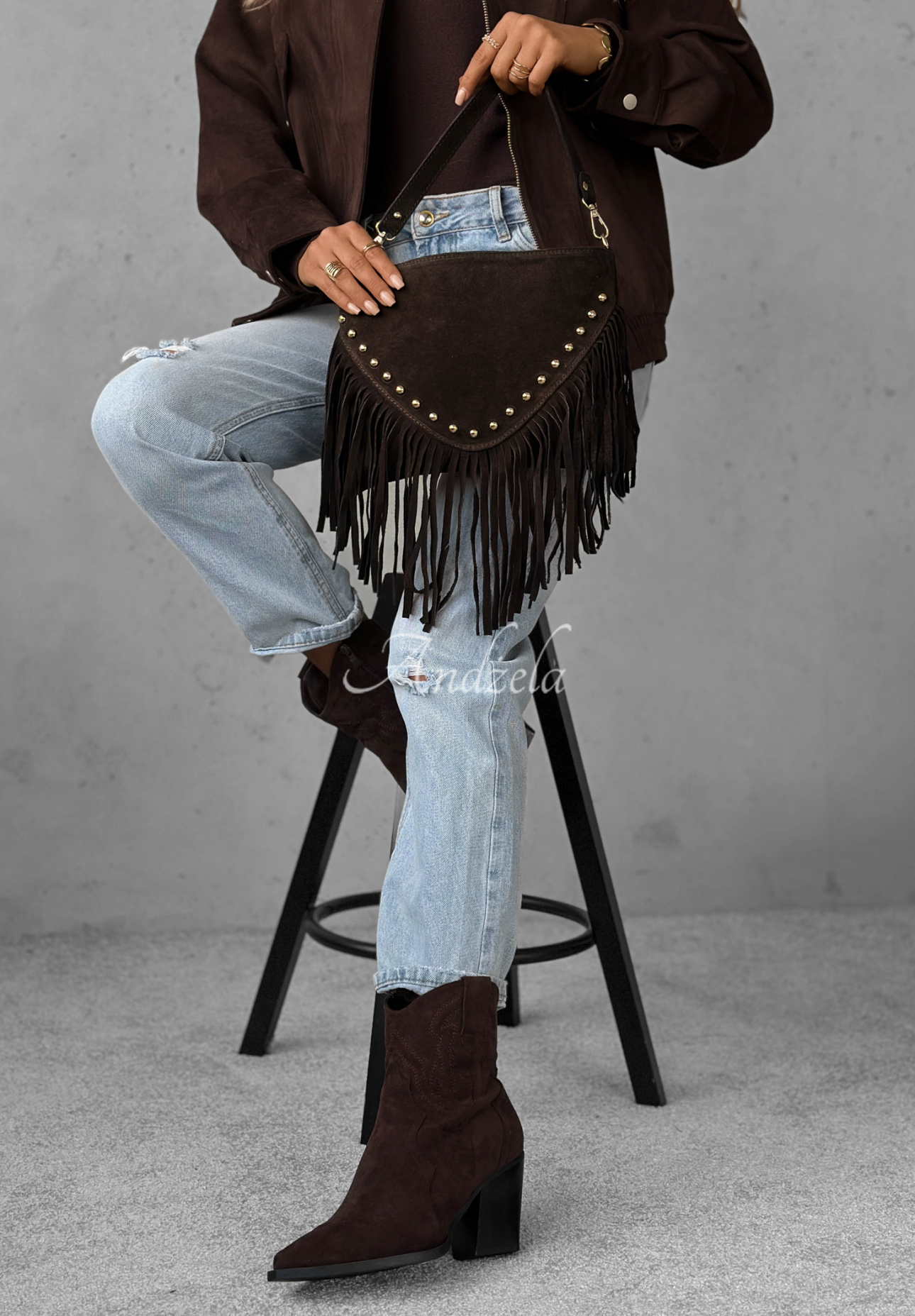 Semišová kabelka s třásněmi Hold This Moment čokoládová