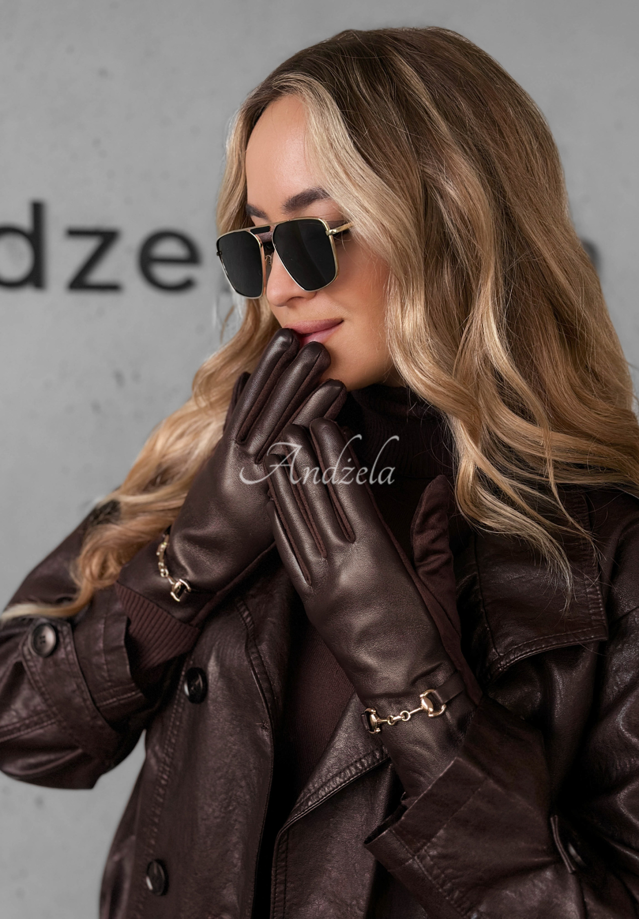 Rukavice z imitace kůže Festive Memories čokoládové