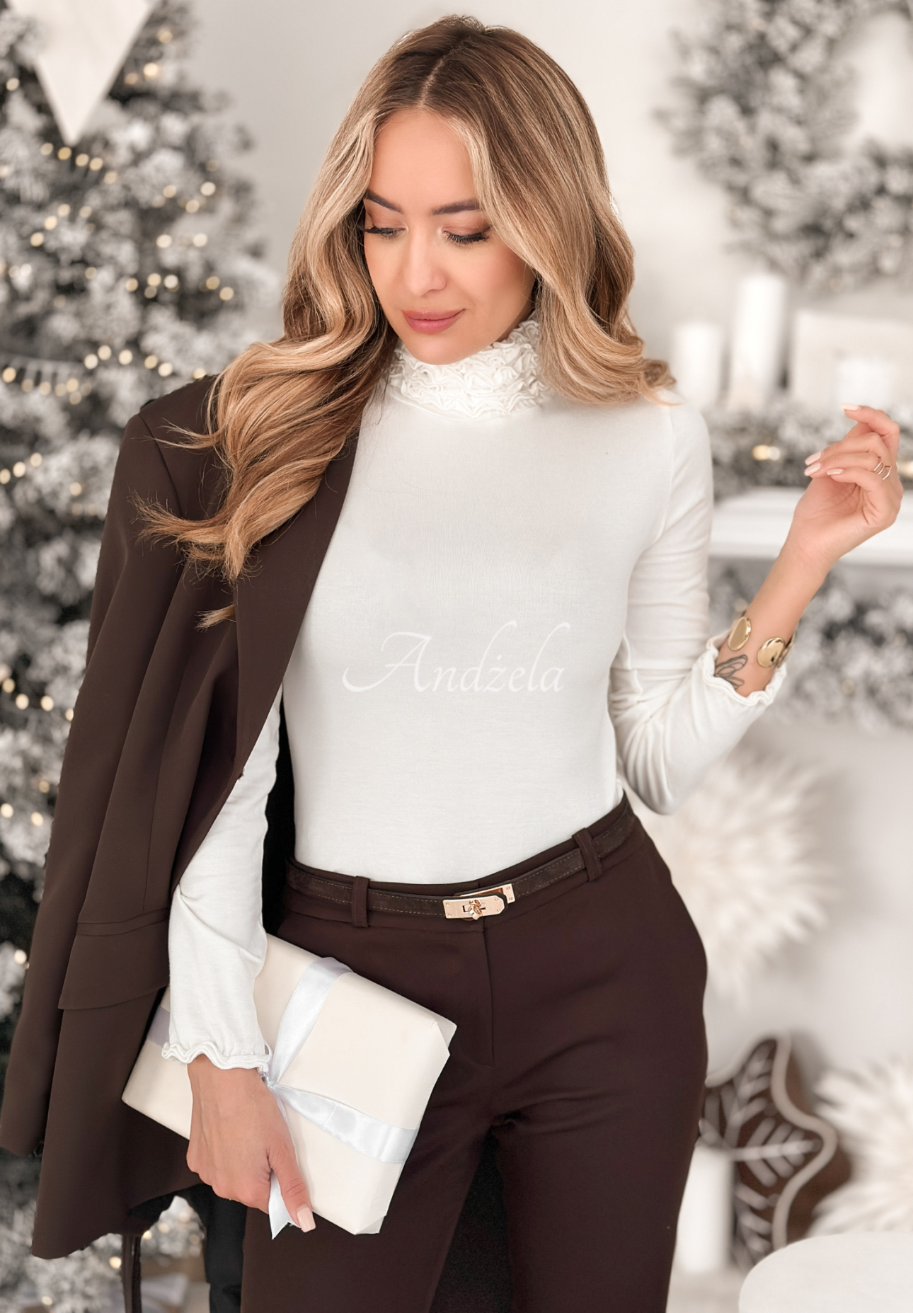 Viskózová halenka s dlouhým rukávem a rolákem Your Own Luck ecru