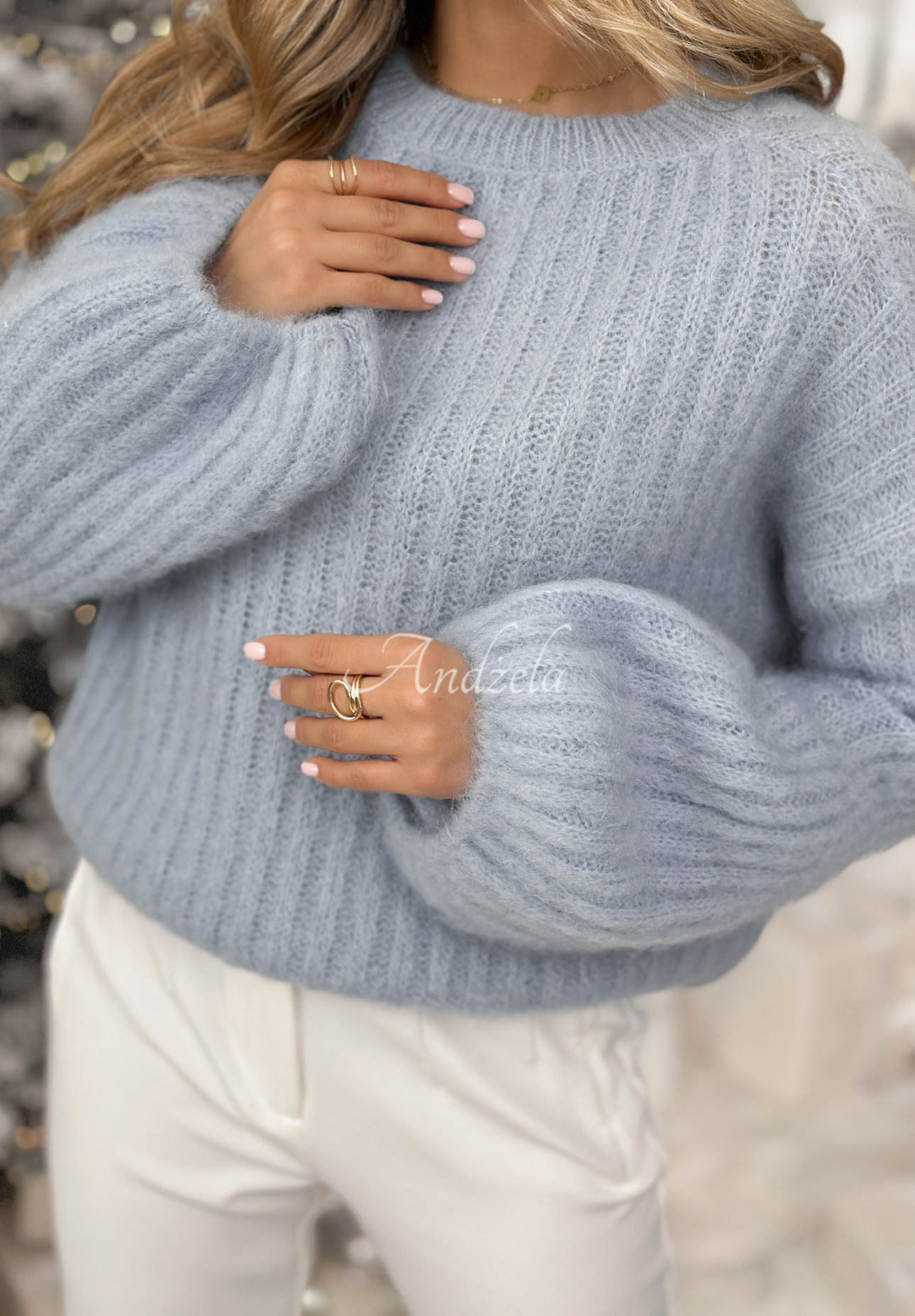 Mohérový svetr se širokými rukávy Better Than That blankytný