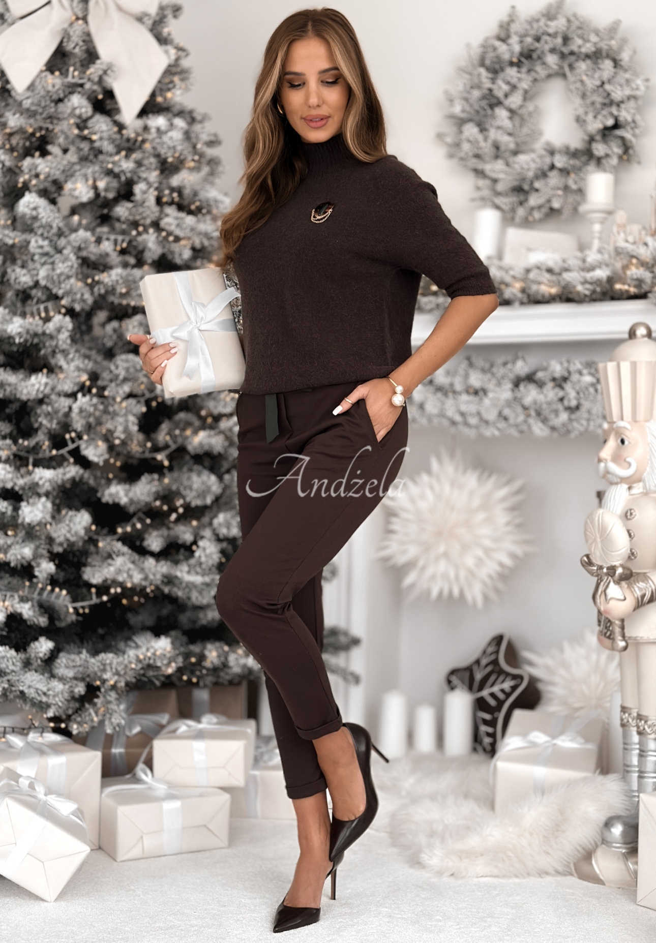 Svetr s krátkým rukávem s alpakou a viskózou Dream Bigger čokoládový