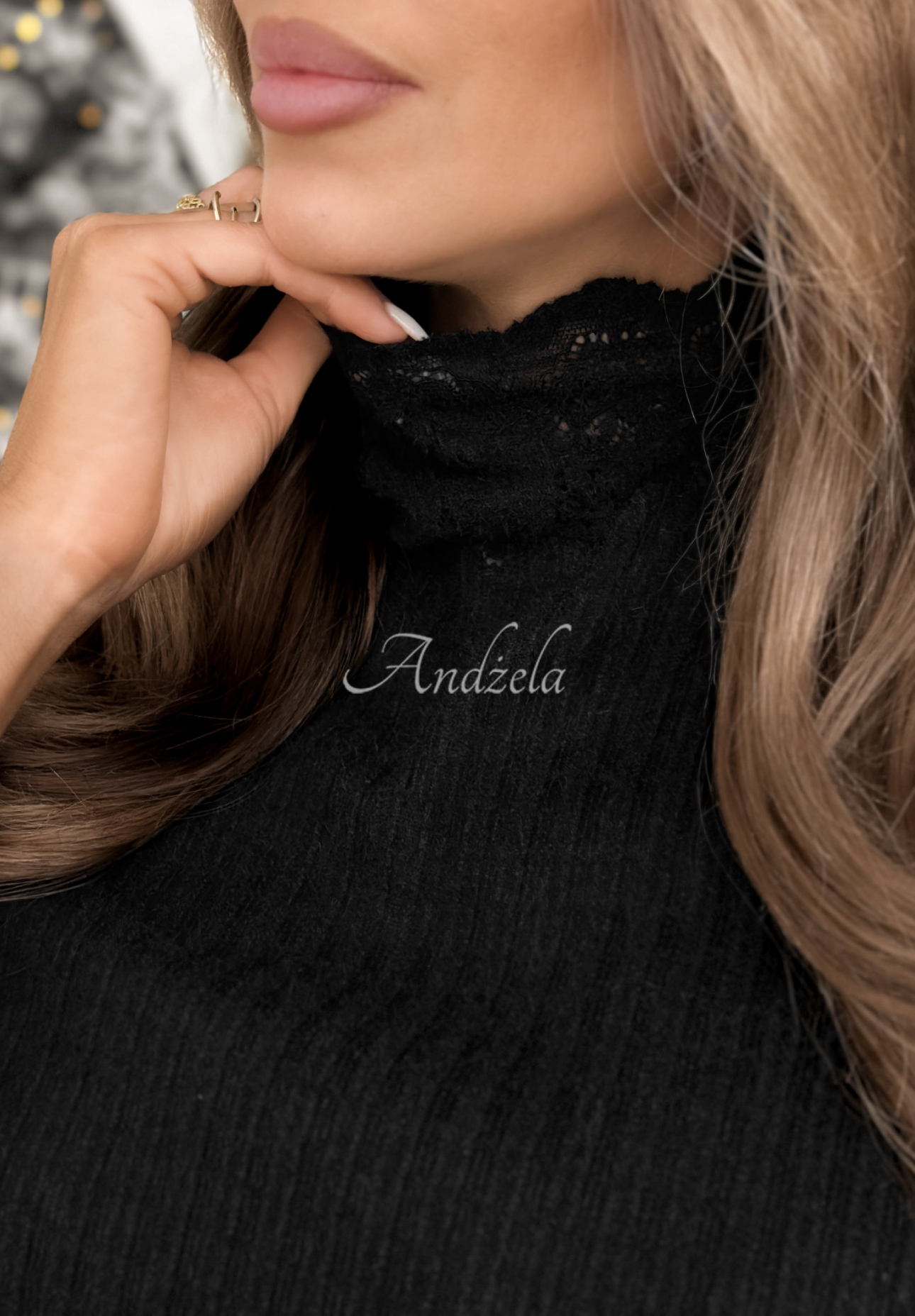 Vroubkovaný svetr s krajkou Lacy Dreams Černé