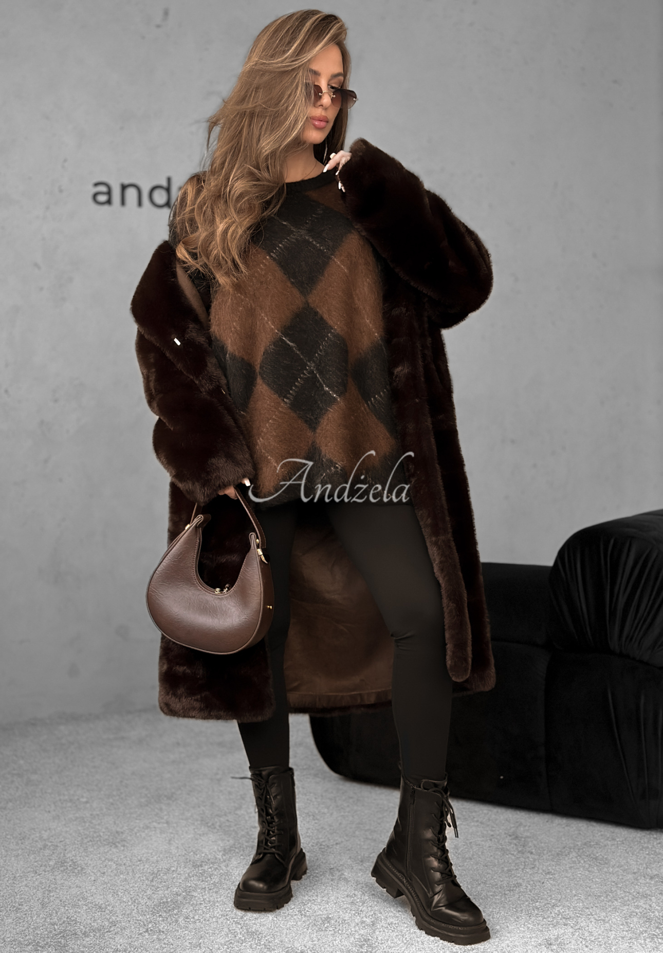 Svetr s kosočtverci z vlny a viskózy Winter Things čokoládově-černý