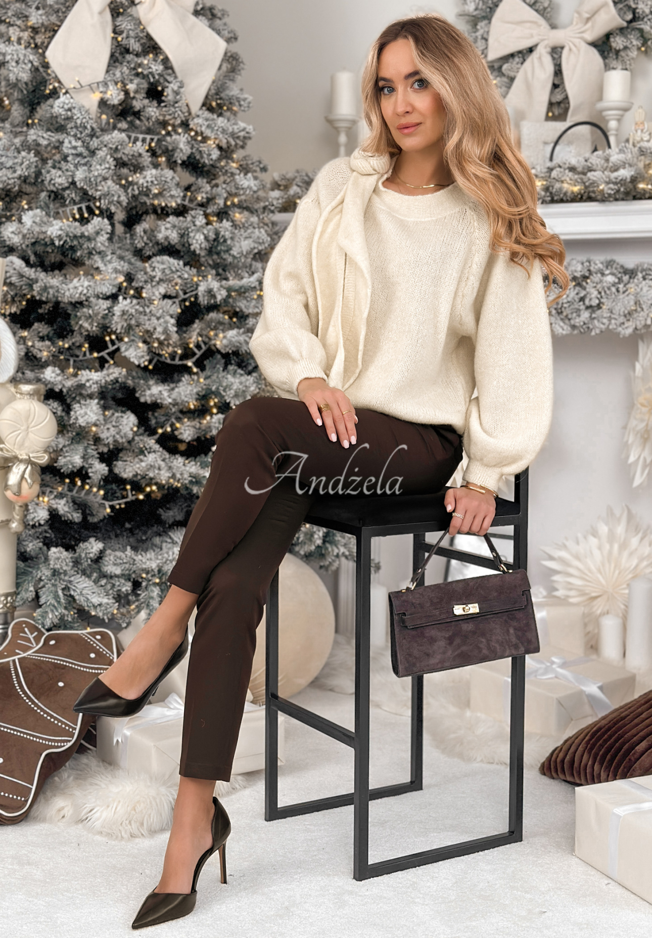 Měkký svetr z vlny a alpaky Arctic Village ecru