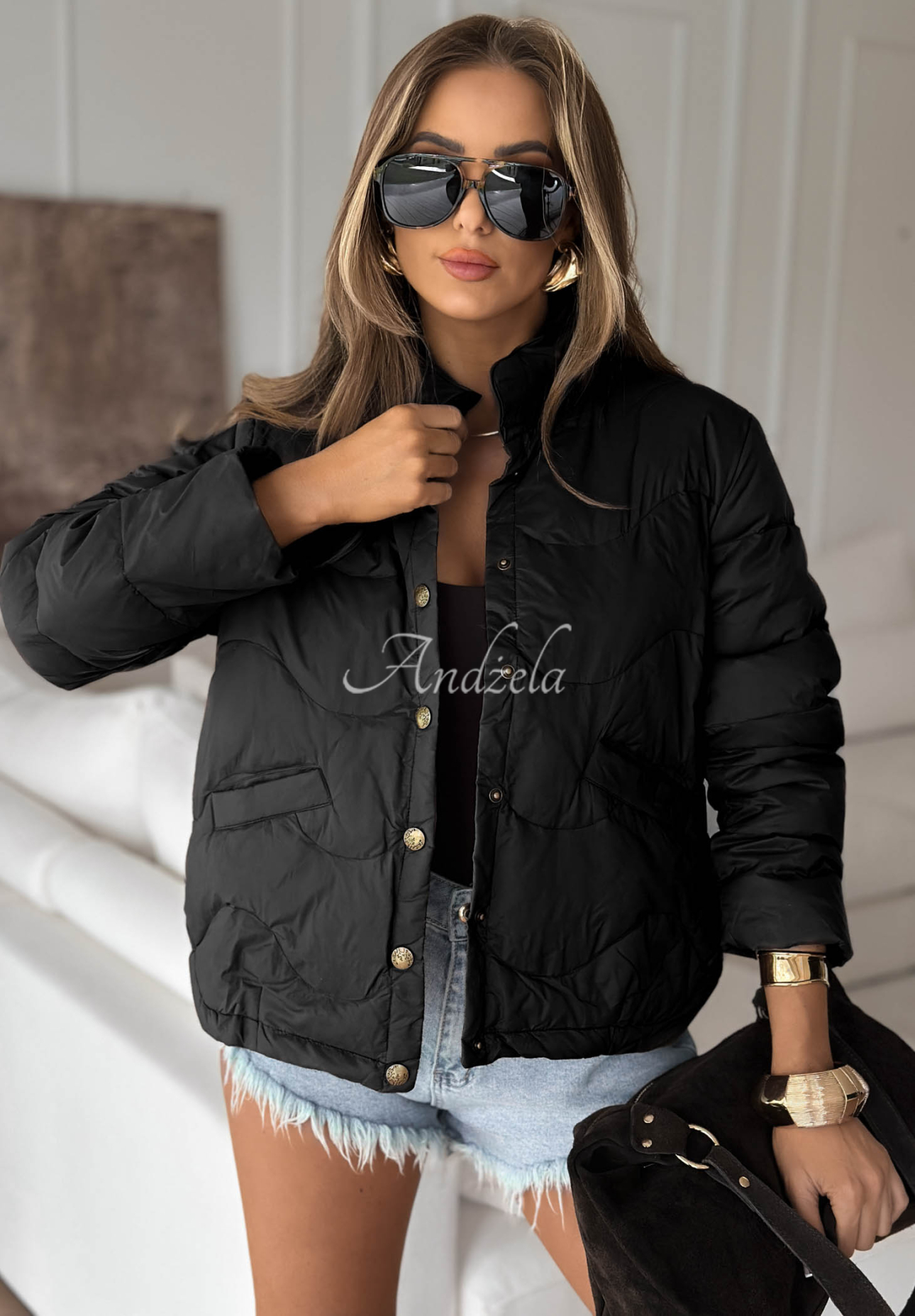 Krátká péřová bunda Last Thing černá