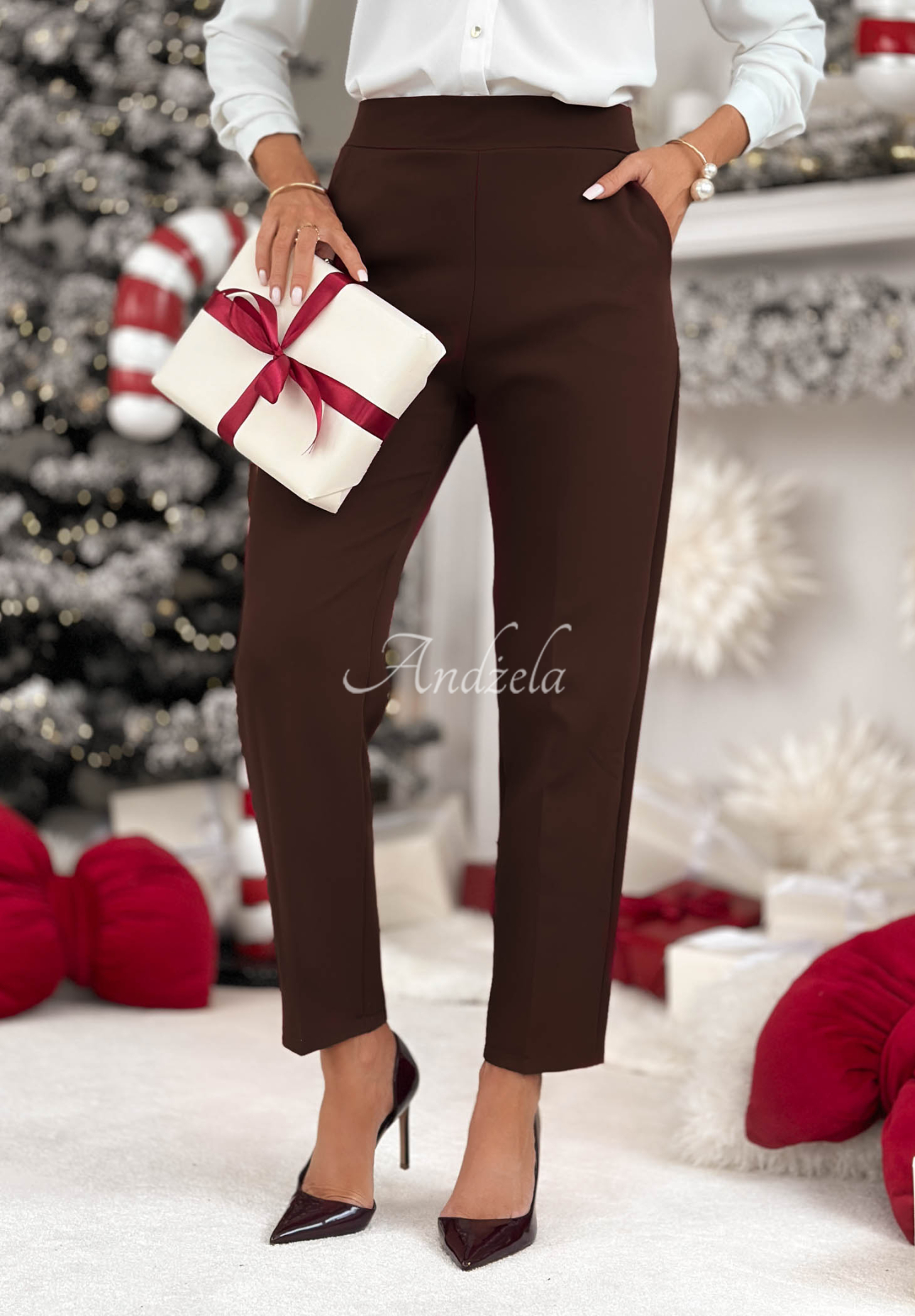 Cigaretové kalhoty No Idea čokoládové