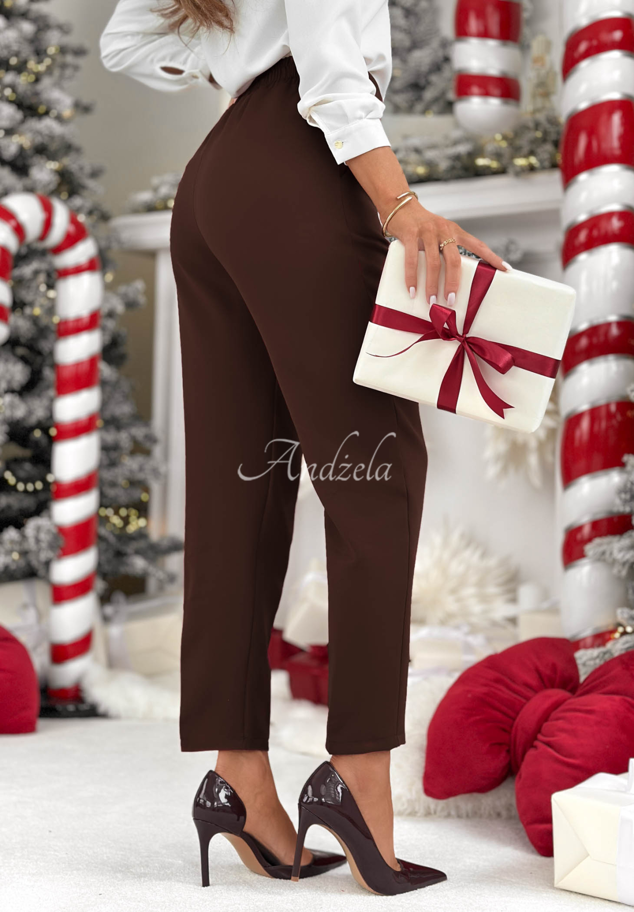 Cigaretové kalhoty No Idea čokoládové