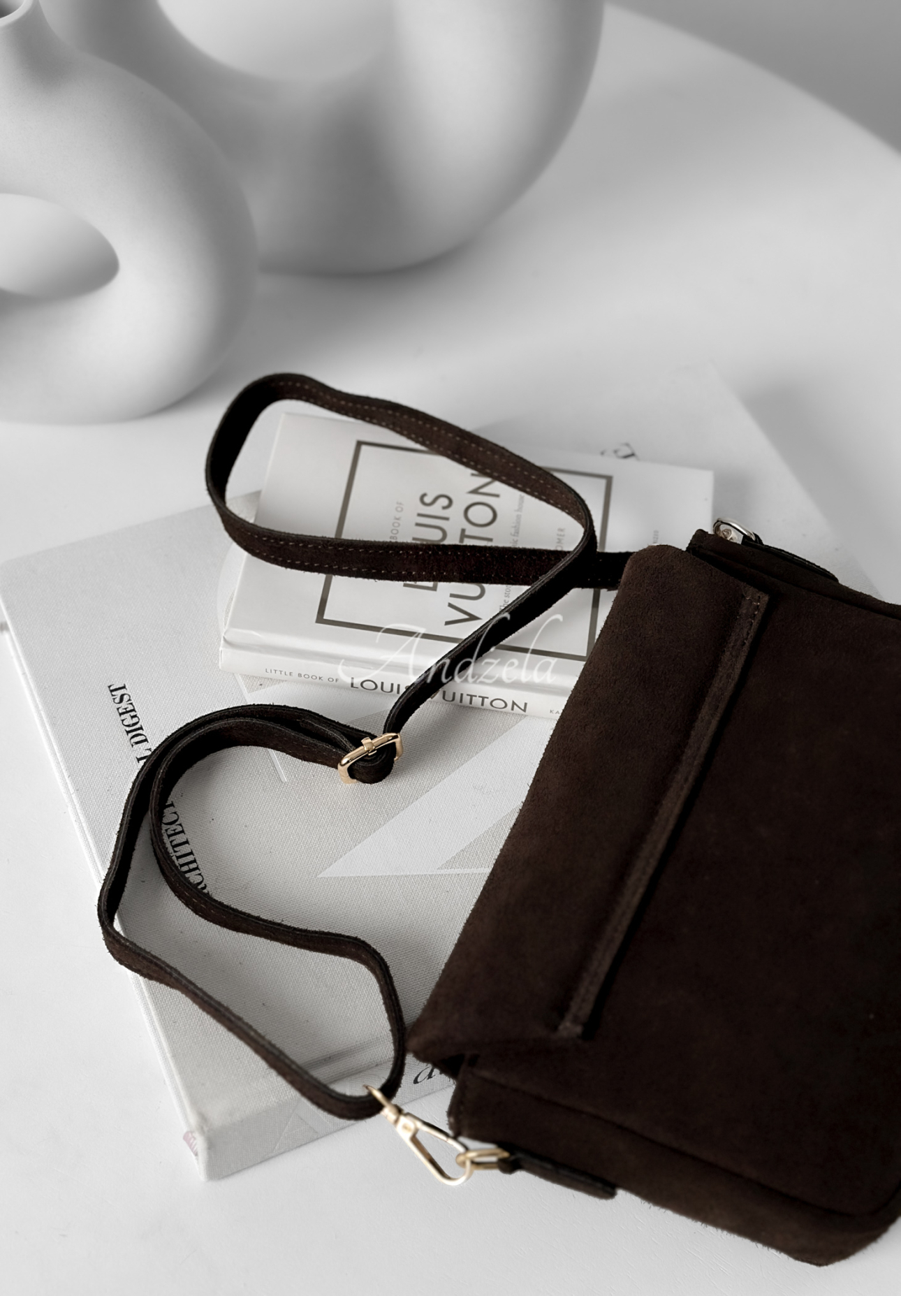 Semišová kabelka In My Closet čokoládová