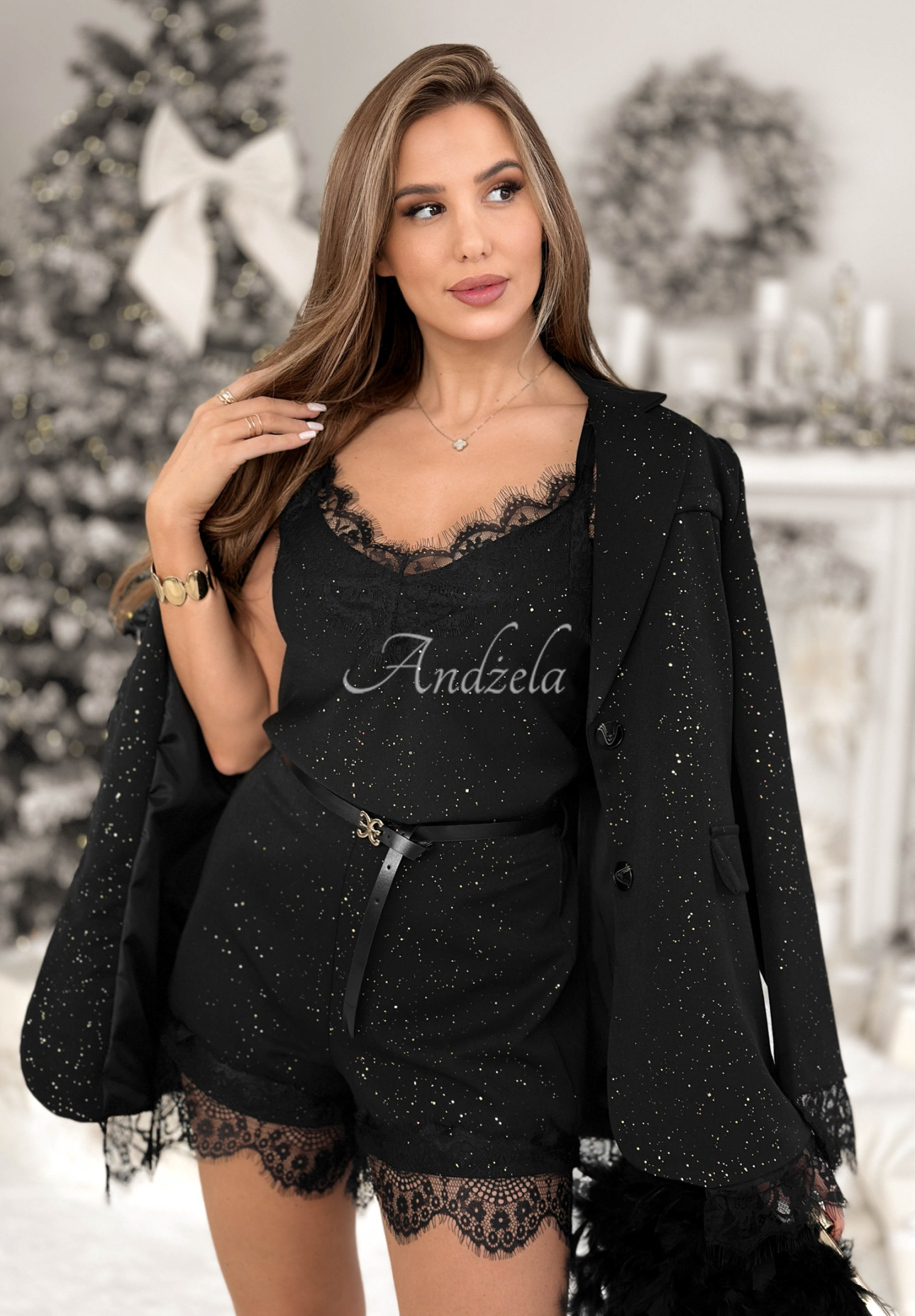 Lesklý top na ramínkách s krajkou Shine & Sparkle Černé