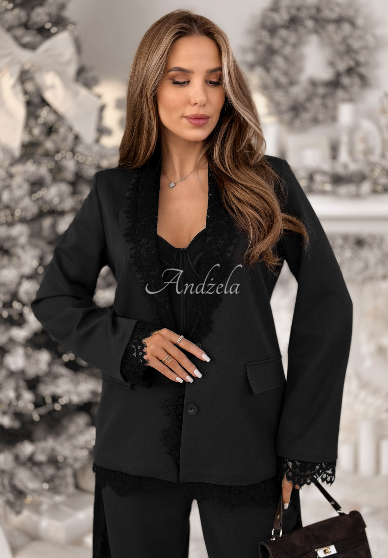 Sako s krajkou a viskózou Grace Moment černá