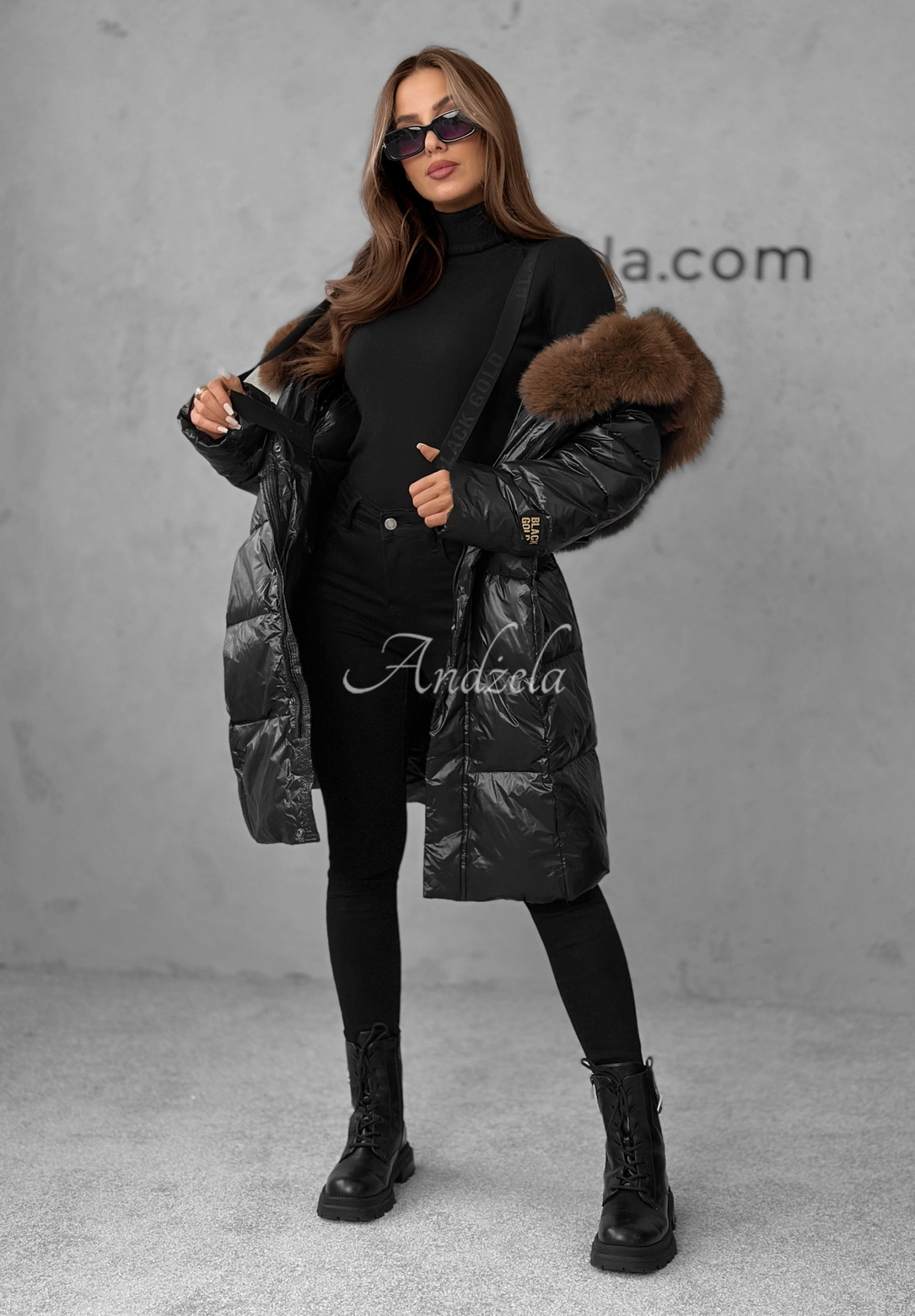 Dlouhá péřová bunda s kožíškem Winter Time černá