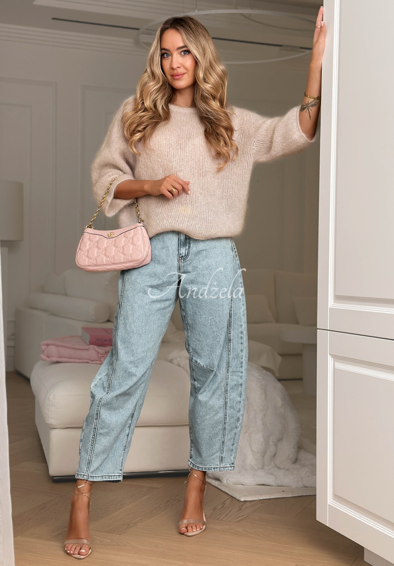 Mohérový svetr Give Me Space béžový