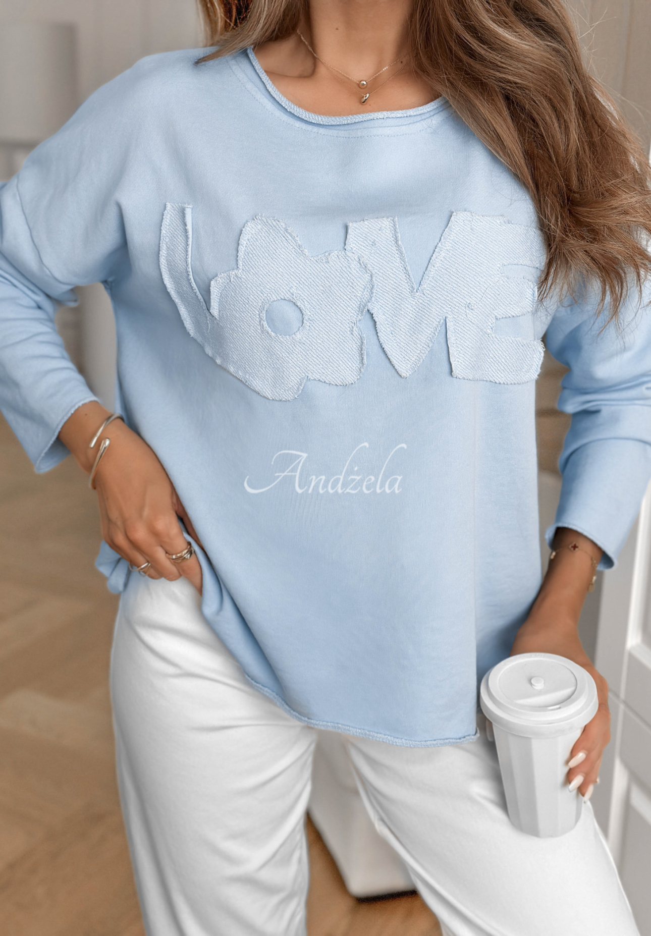 Bavlněná halenka s nápisem Flowers &amp; Love modrá