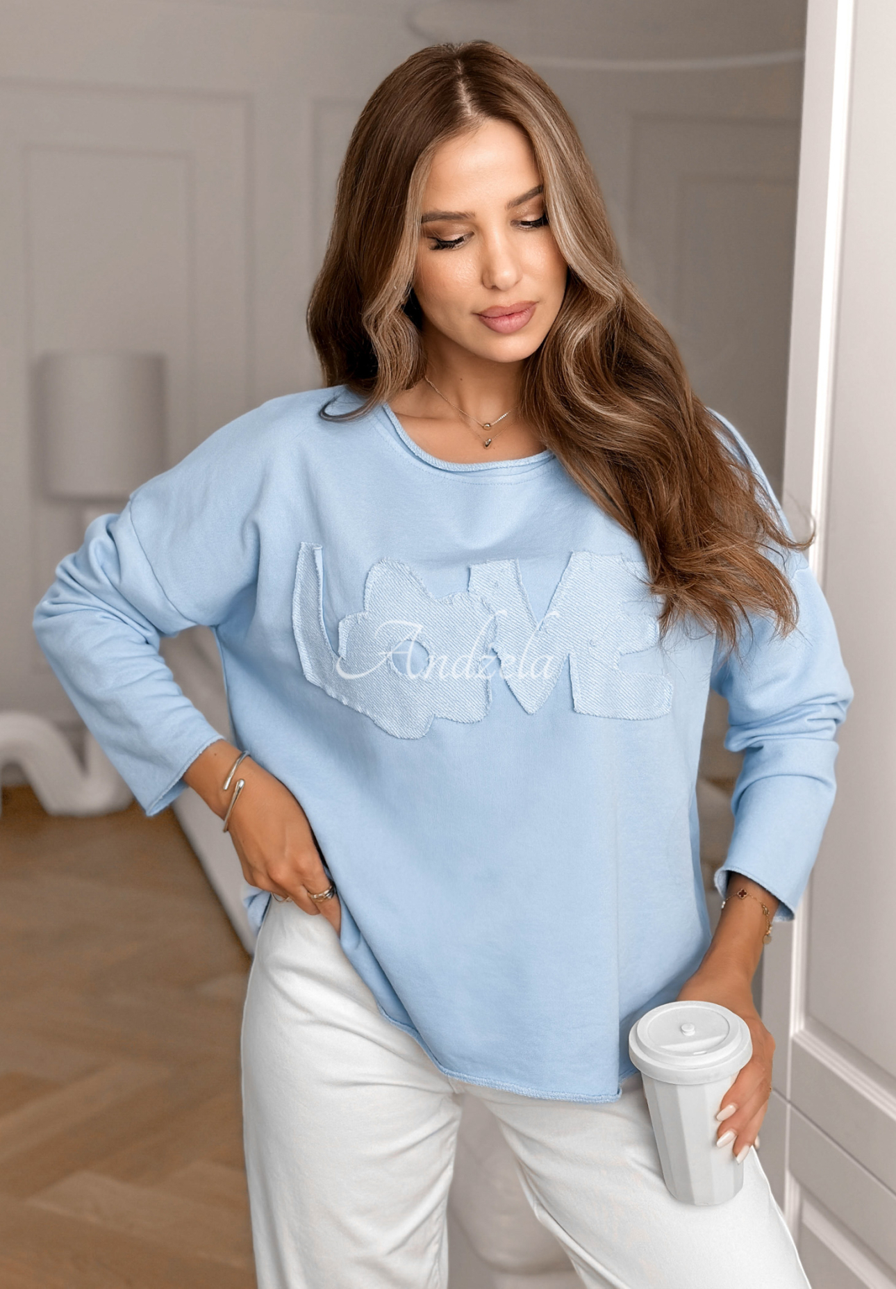 Bavlněná halenka s nápisem Flowers &amp; Love modrá