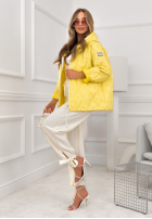 Krátká prošívaná bunda s kapucí Springtime Starts žlutá