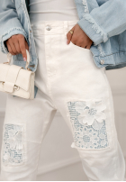Kalhoty džínové  z naszywkami Maybe In May bílé