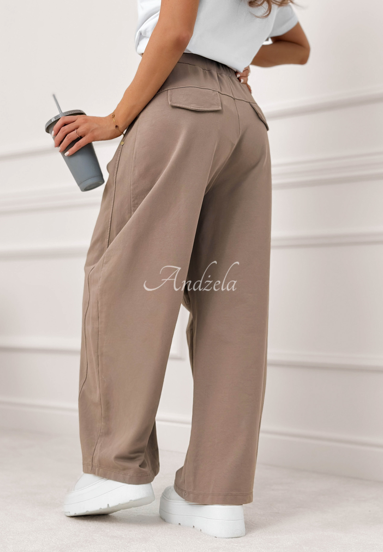 Bavlněné tepláky wide leg The Game Changed Mokka