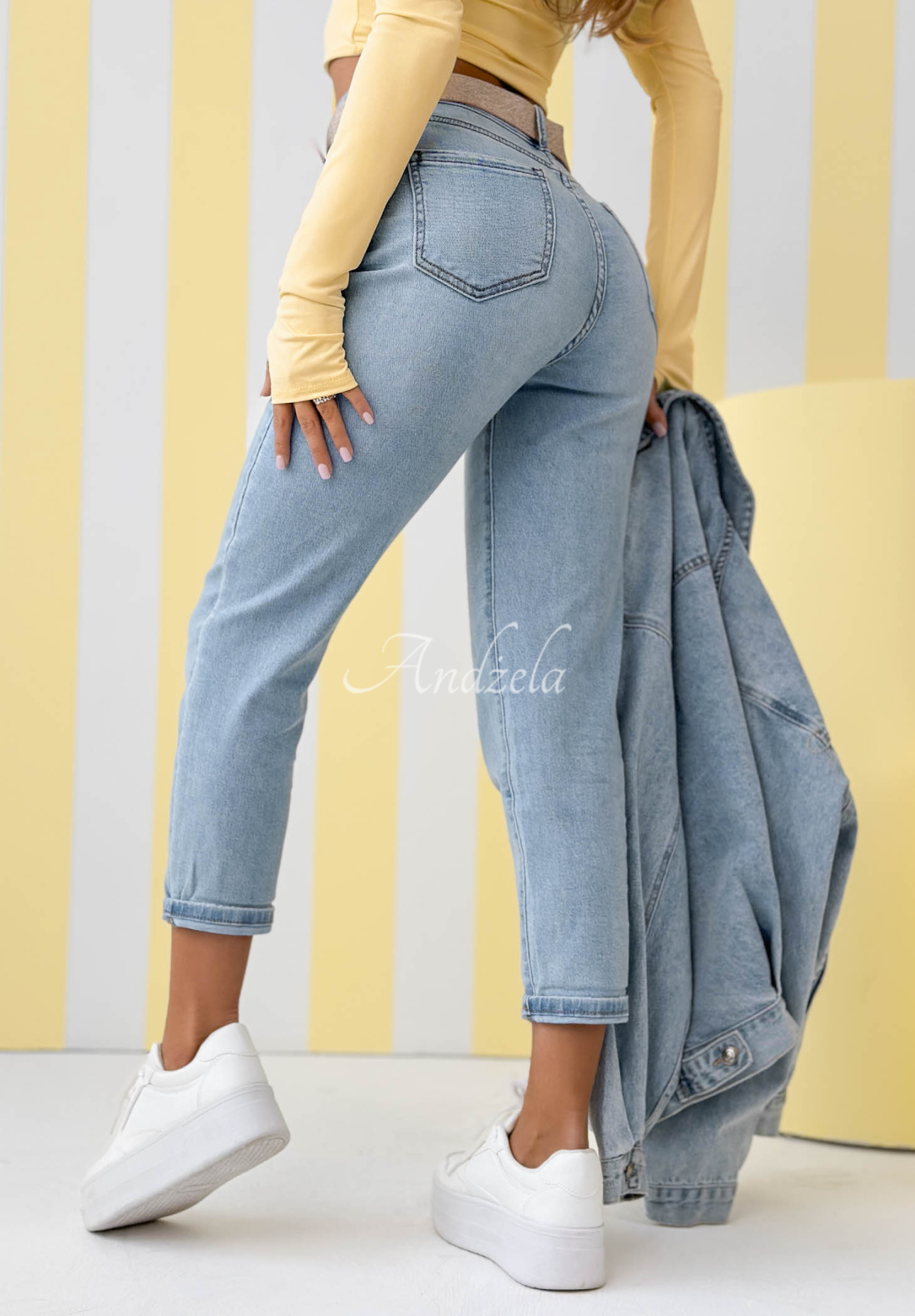 Džíny mom fit Break The Silence světle modré