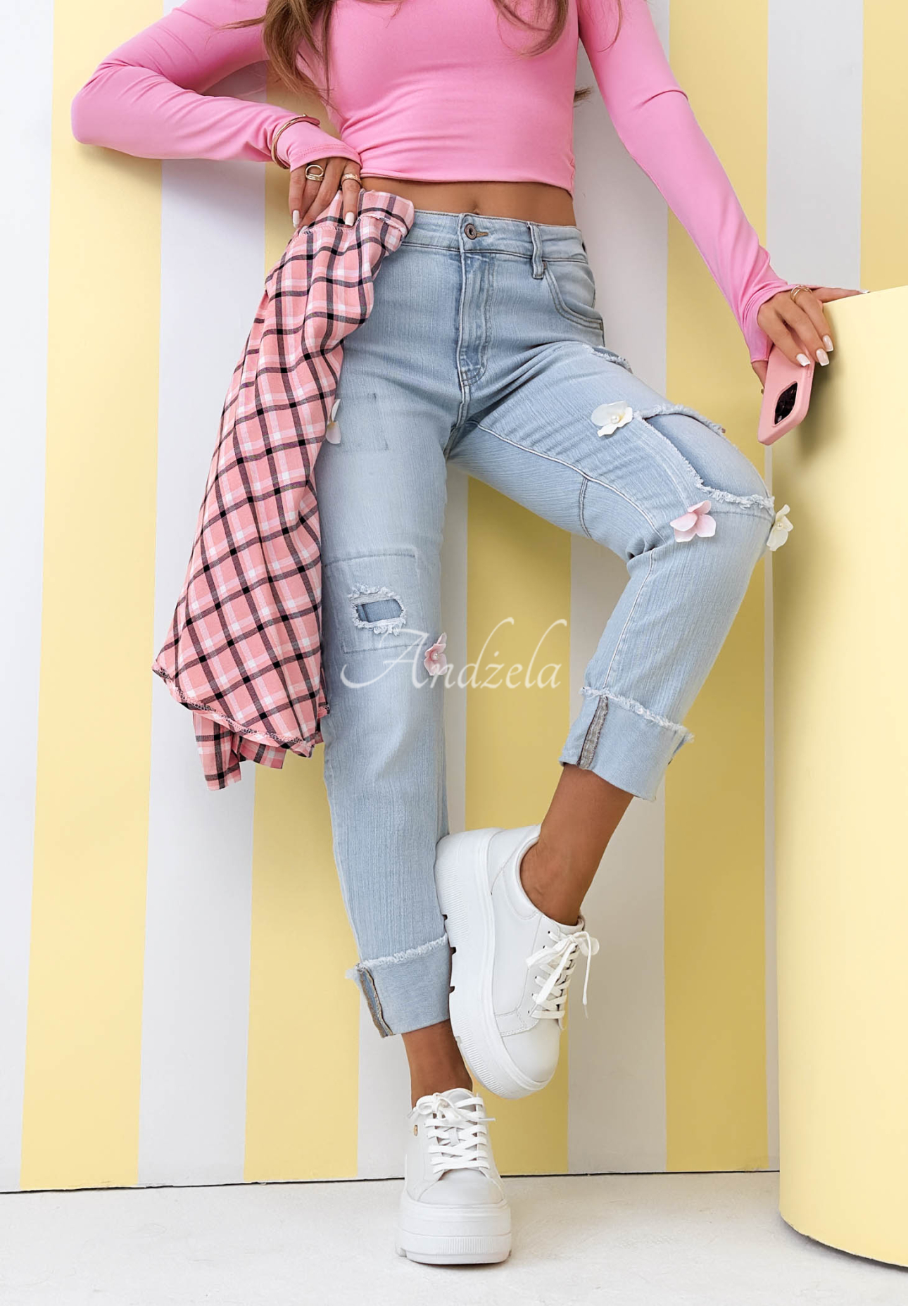 Mom fit džíny s květinami Sweet Little Flowers světle modré