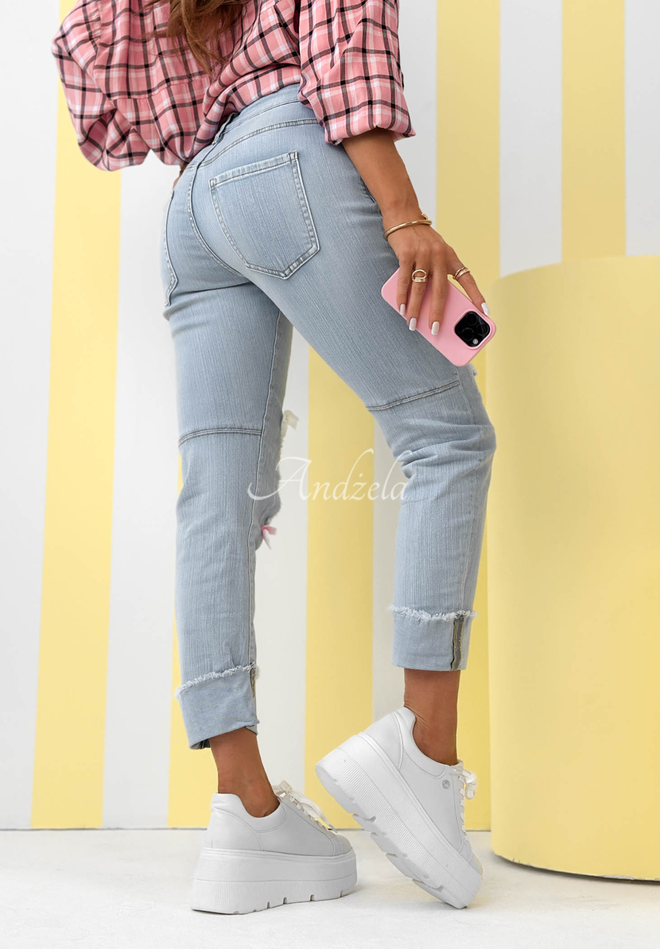 Mom fit džíny s květinami Sweet Little Flowers světle modré