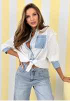 Košile z jeansowymi wstawkami i koronką New Beauty biało-modrá