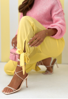 Kalhoty dresowe masełko Comfy & Trendy žluté