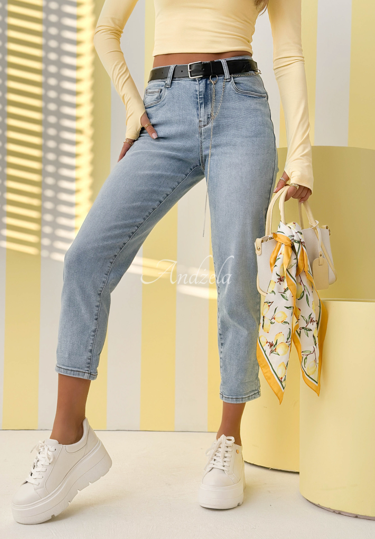 Džíny mom fit s páskem Just Because modré