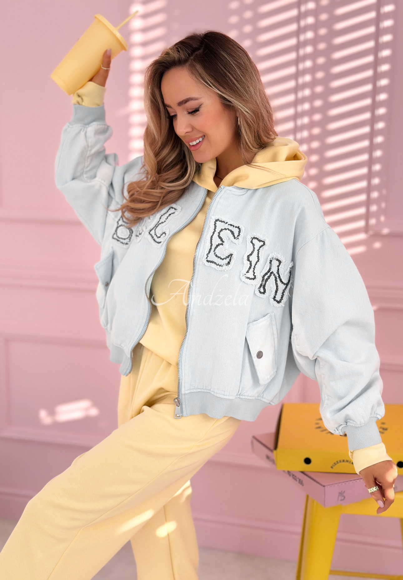 Bunda bomberka s nášivkami The Rabbit Lady blankytná