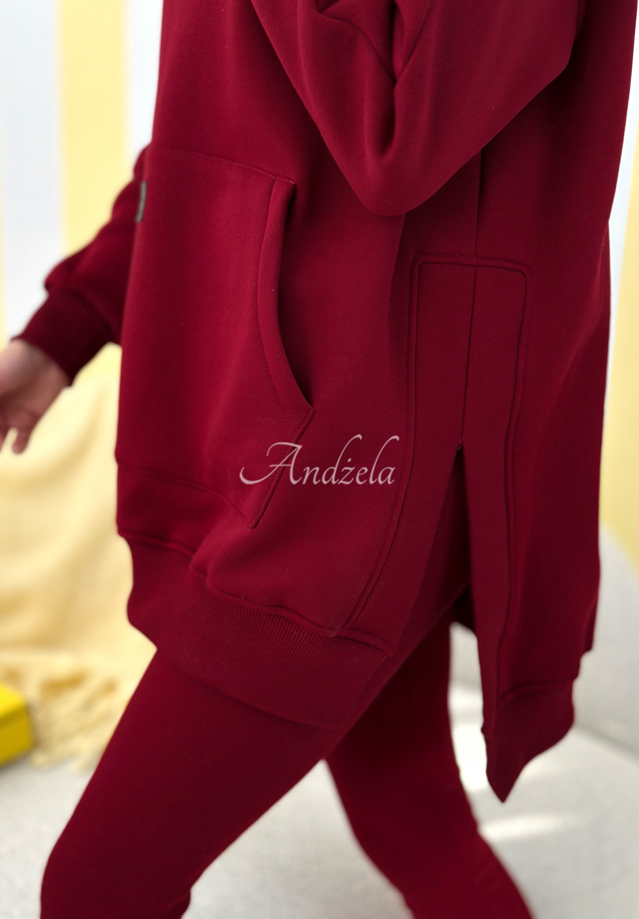 Mikina s kapsou a kapucí Siempre vínová II