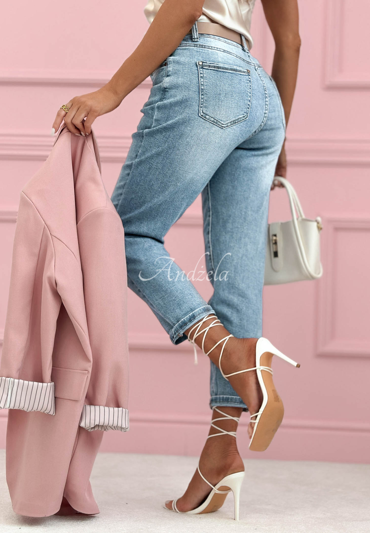 Džíny mom fit Standing Tall světle modré