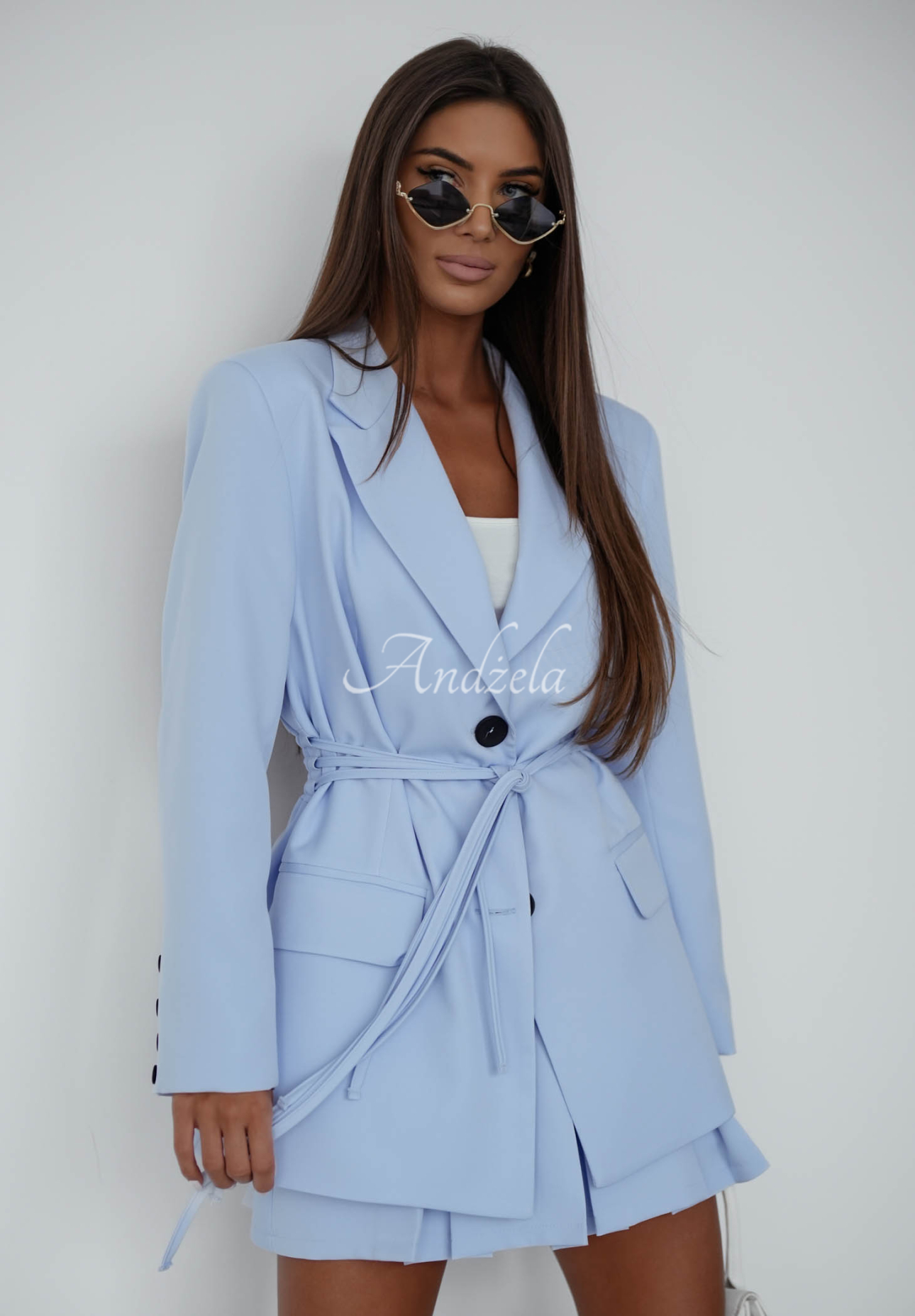 Sako s vázáním She Believed It blankytná