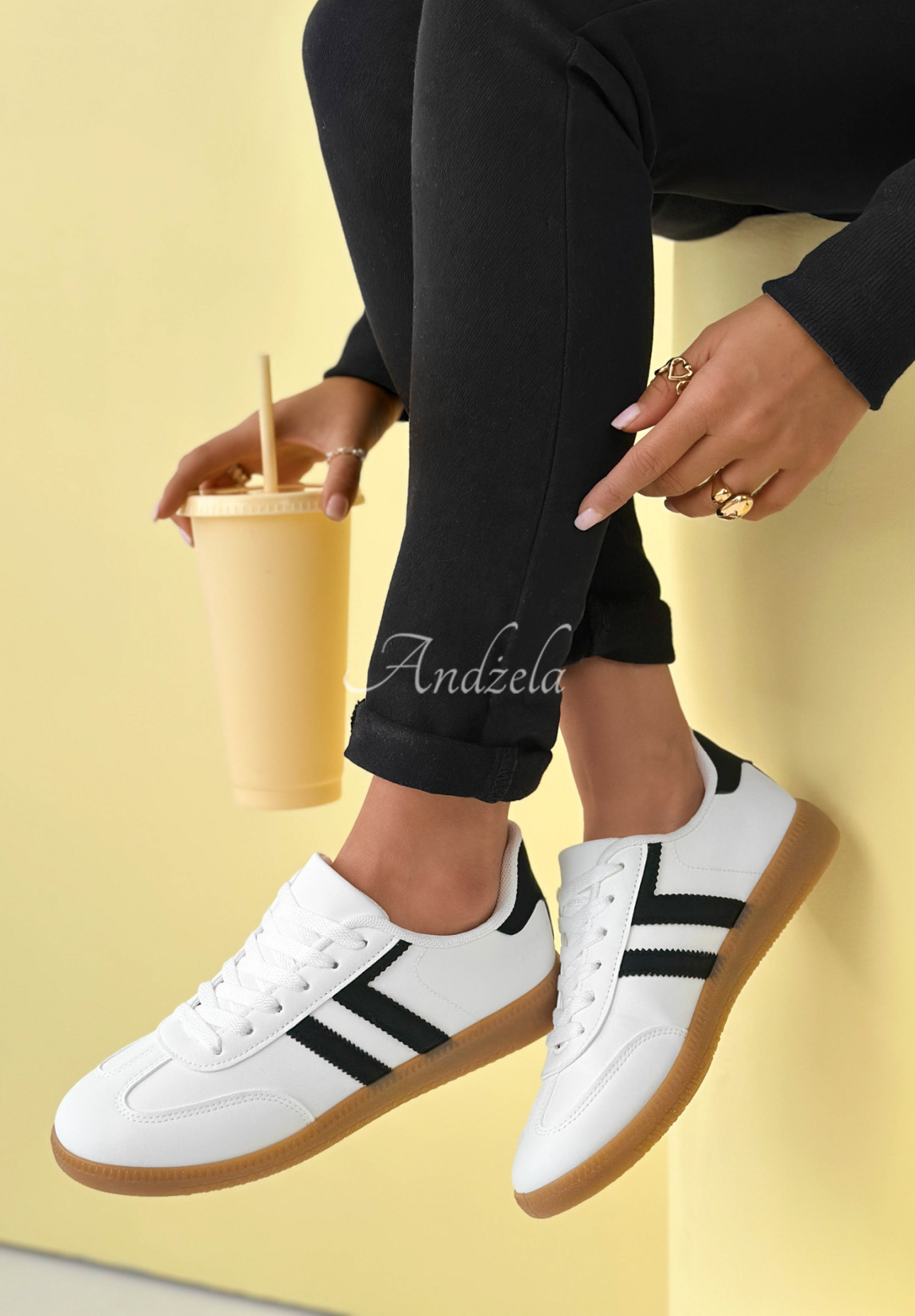 Tenisky Walking On Flowers bílé