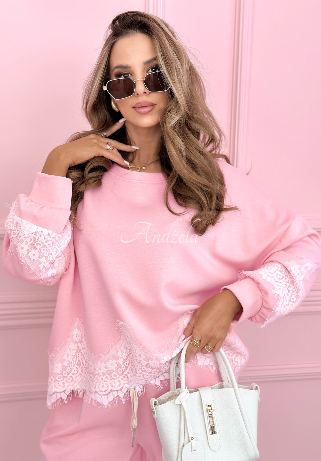 Viskózová tepláková souprava s krajkou Lace Trace růžový