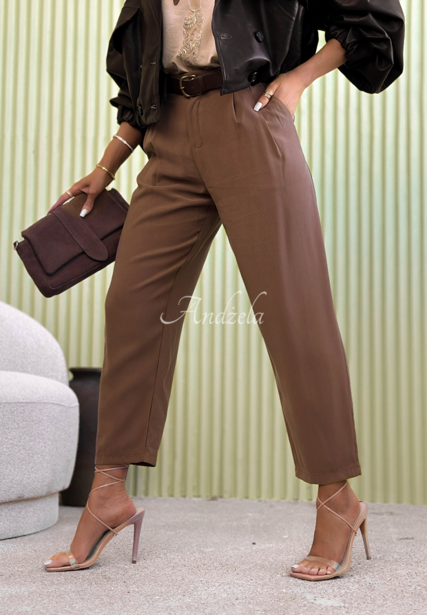 Elegantn&iacute; kalhoty mom fit z visk&oacute;zy s p&aacute;skem Never Limit Yourself velbloud&iacute;