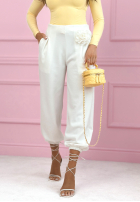 Eleganckie Kalhoty dresowe masełko z różą Blossom Symphony ecru