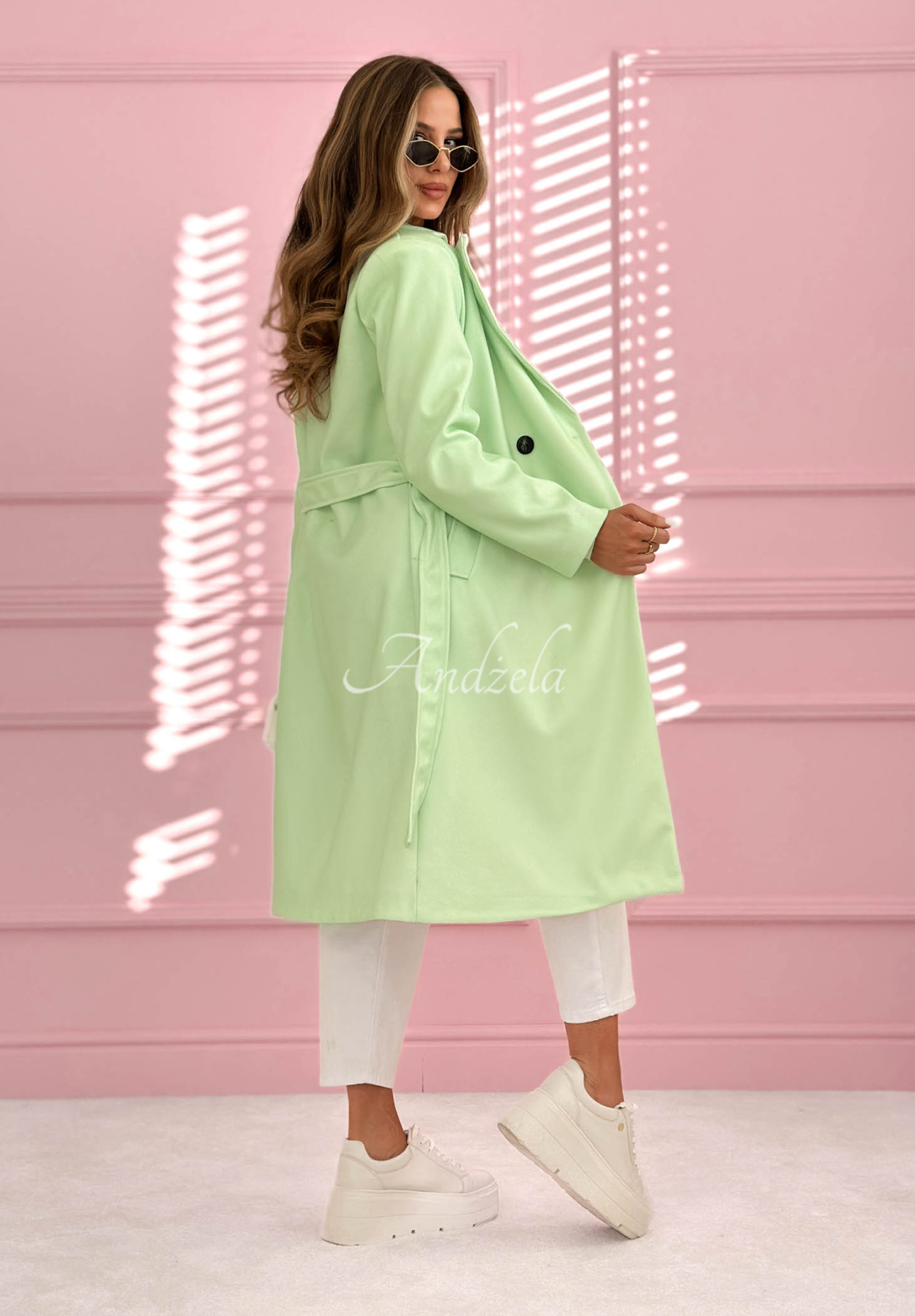 Dlouhý dvouřadý kabát s límcem We Both Know pistáciový