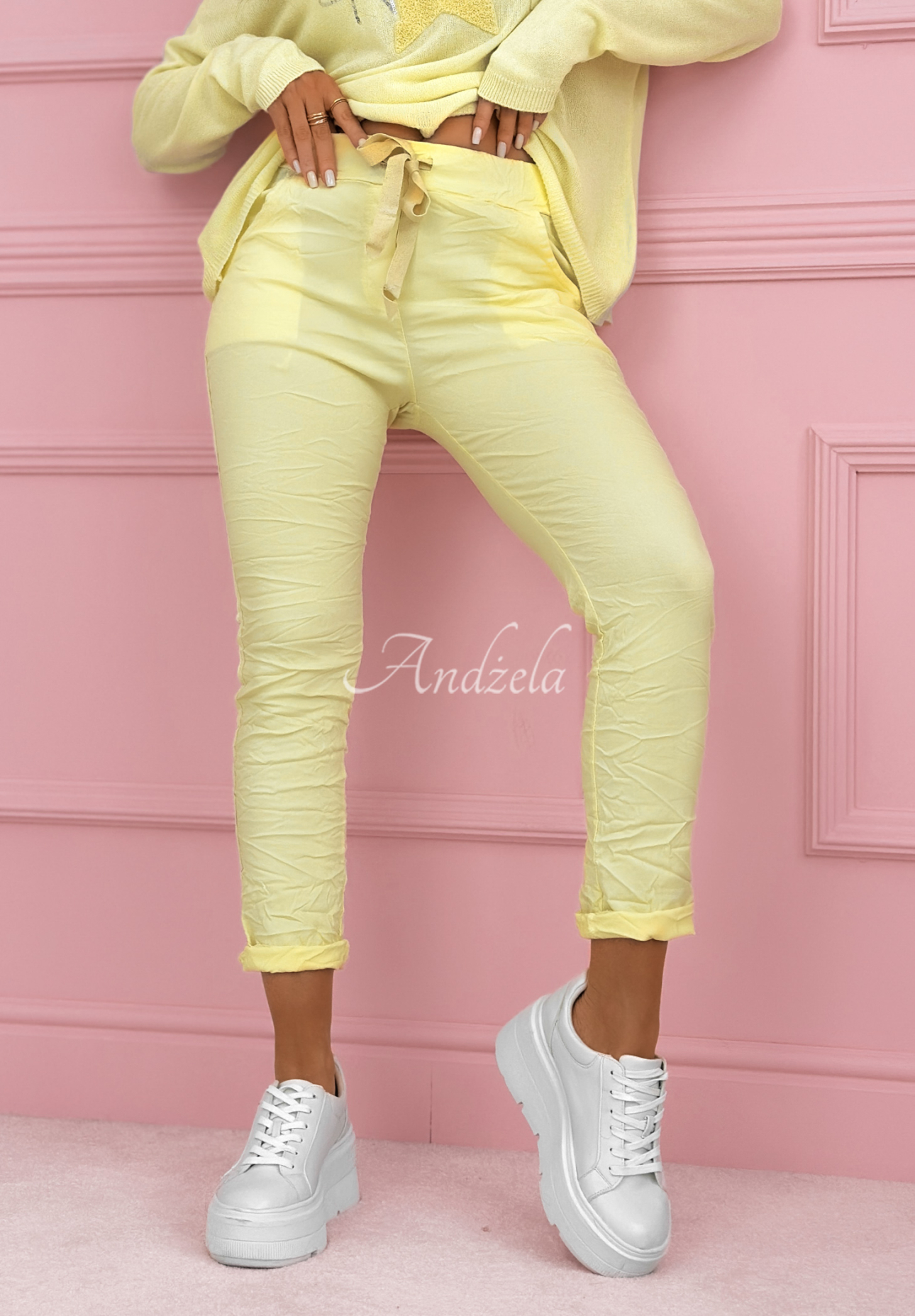 Viskózové kalhoty s lampasy The Spring Begins žluté